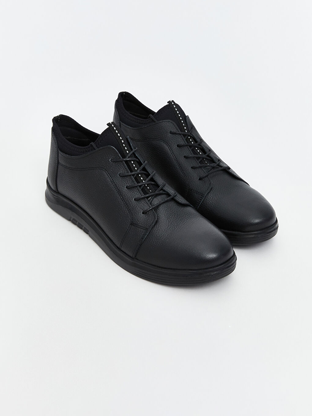 Siyah Bağcıklı Hakiki Deri Erkek Spor Ayakkabı