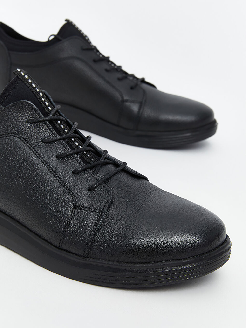 Siyah Bağcıklı Hakiki Deri Erkek Spor Ayakkabı-2