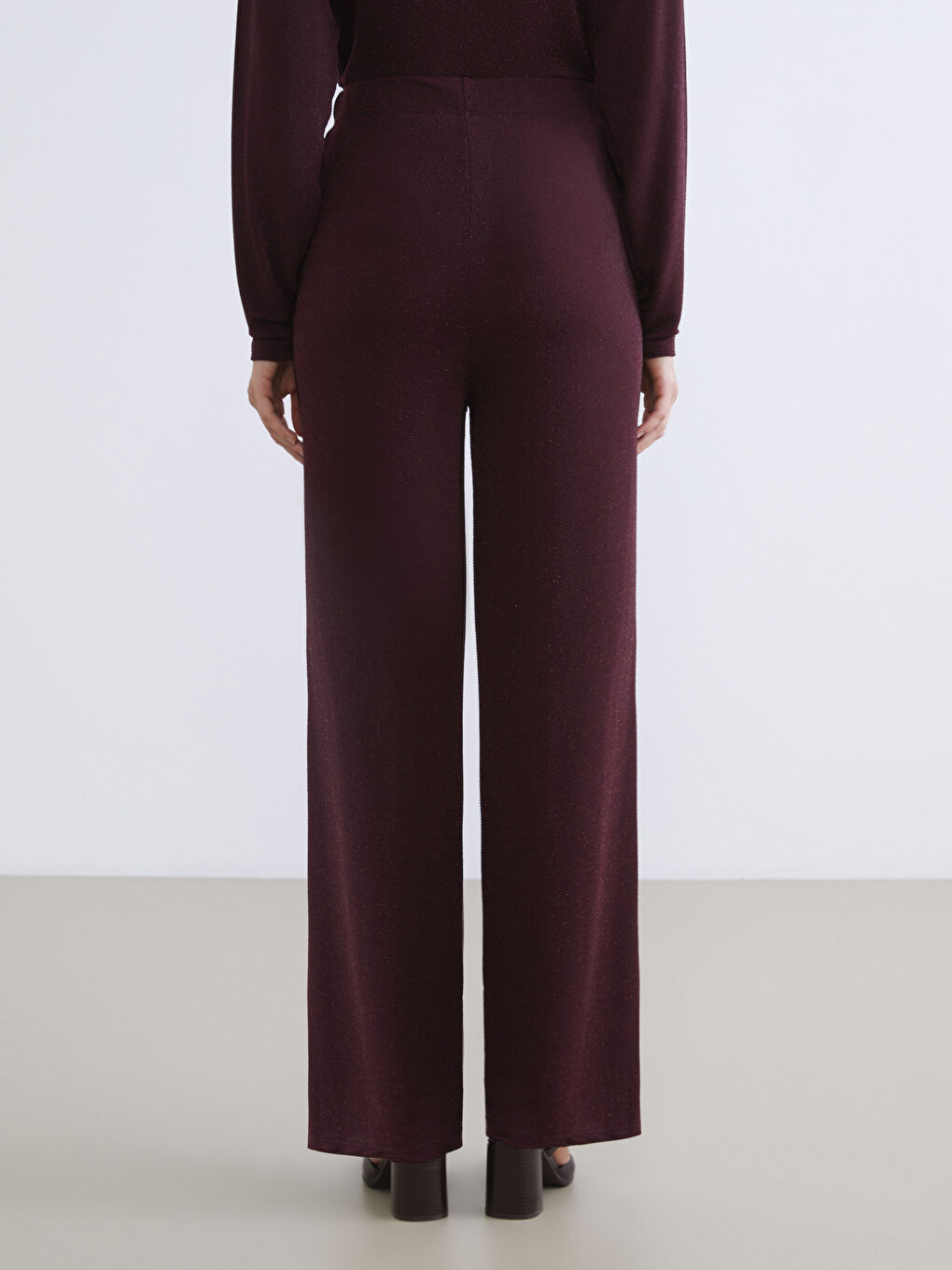 Mürdüm Standart Fit Simli Kadın Pantolon-3