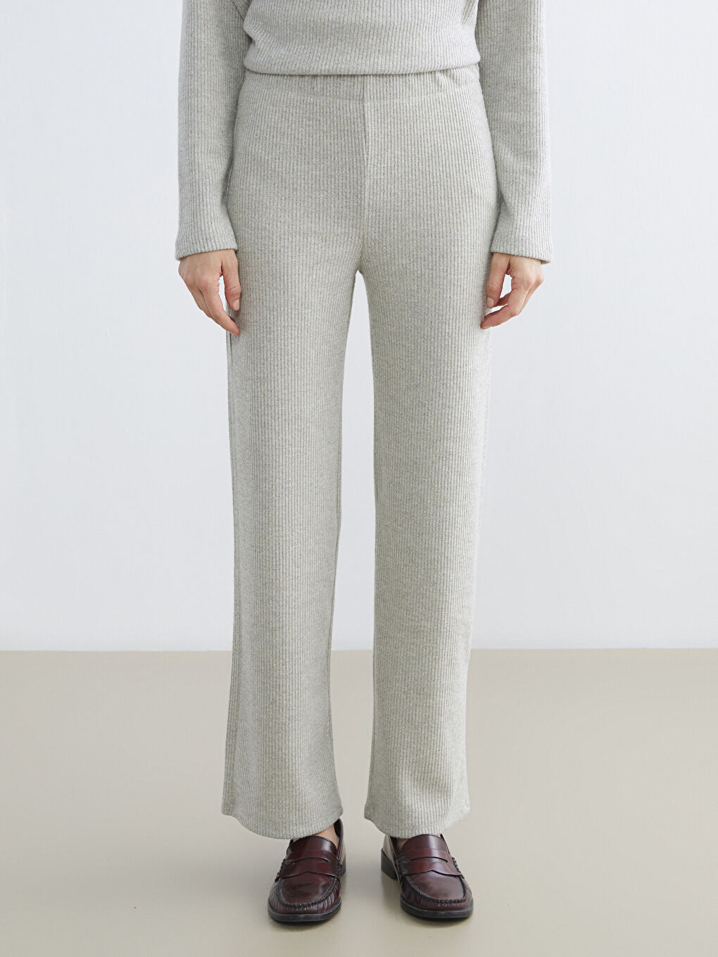 Pantalon à Taille Élastiquée à Jambe Large pour Femmes-1