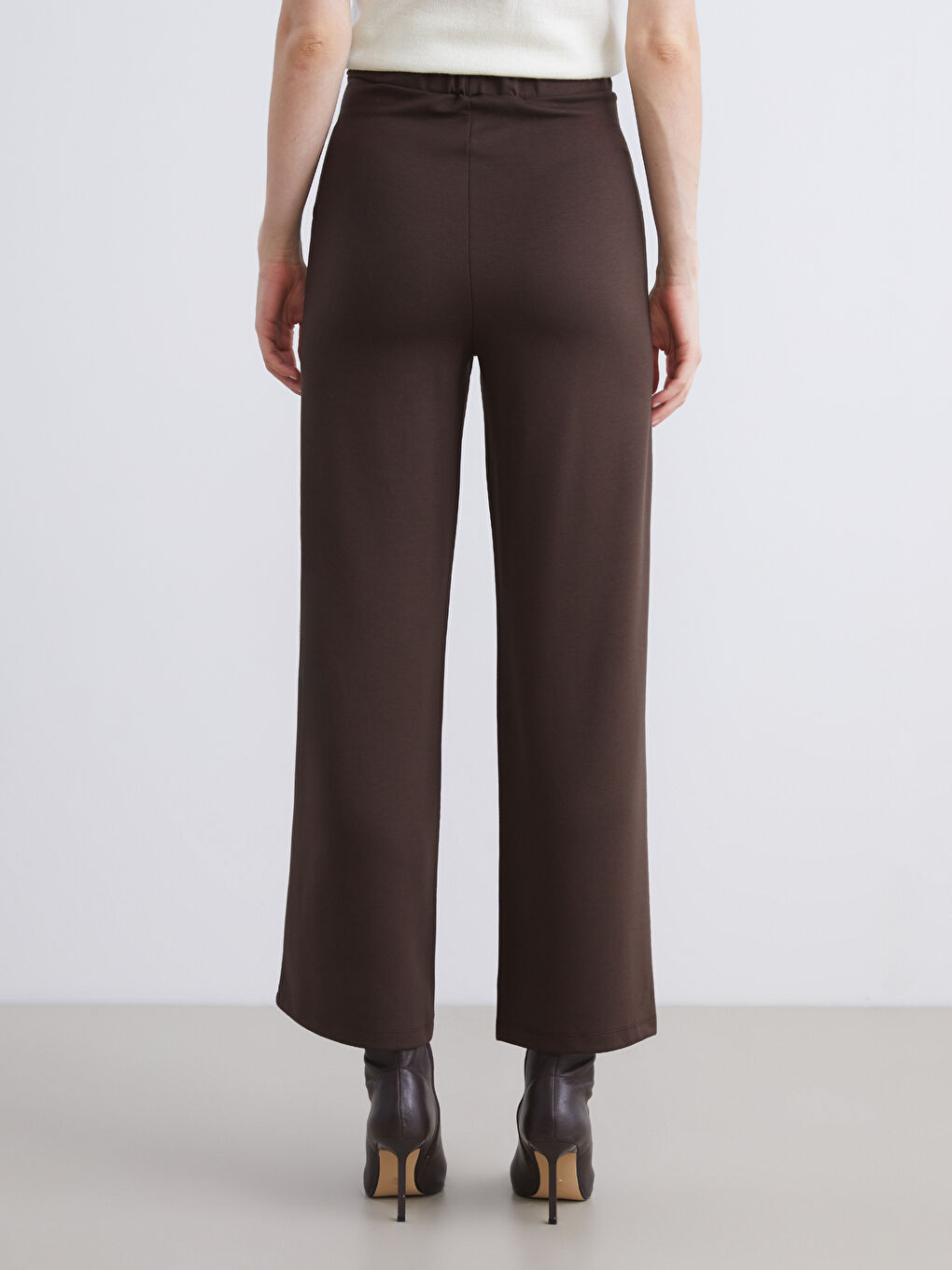 Kahverengi Beli Lastikli Geniş Paça Kadın Eşofman Altı-3