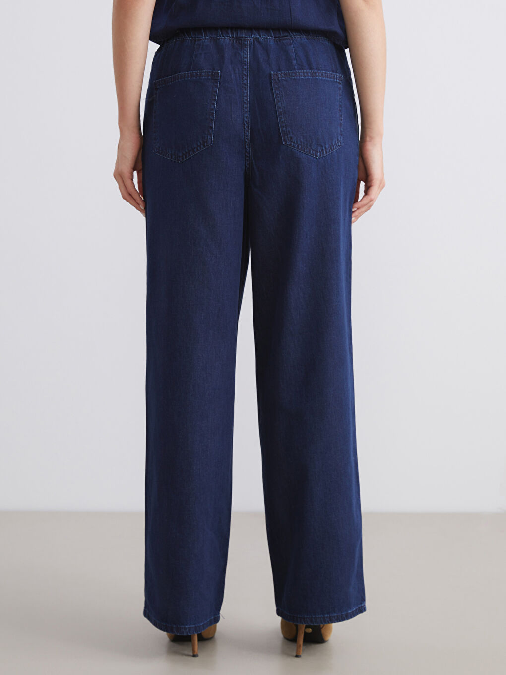 Lacivert Beli Lastikli Wideleg Kadın Jean Pantolon-3
