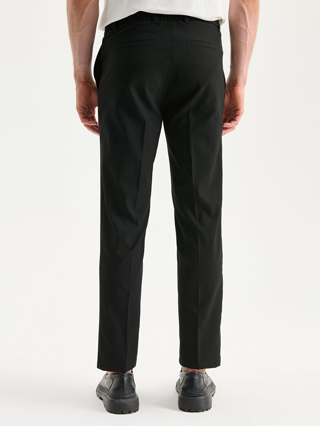 Siyah Standart Kalıp Erkek Pantolon-3