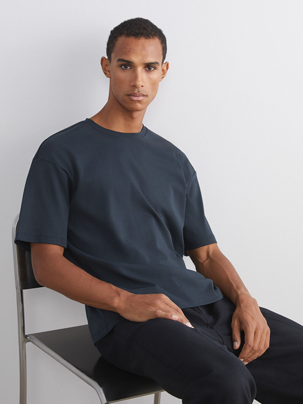 تیشێرت یه‌خه‌ خڕ بۆ پیاوان