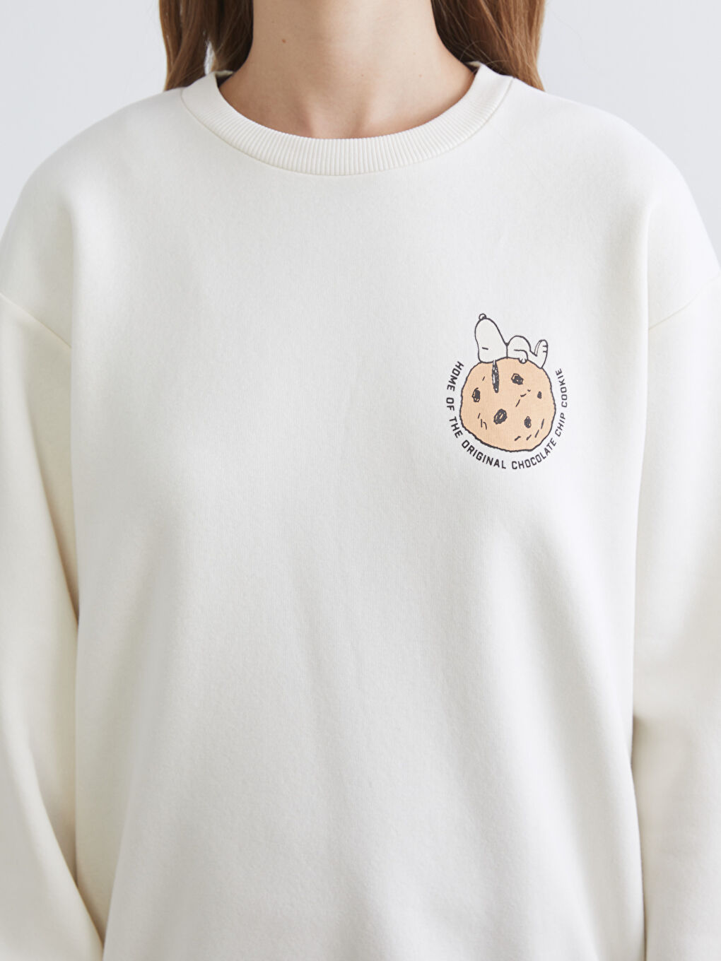 Bej Snoopy Baskılı Oversize Kadın Kalın Sweatshirt-3