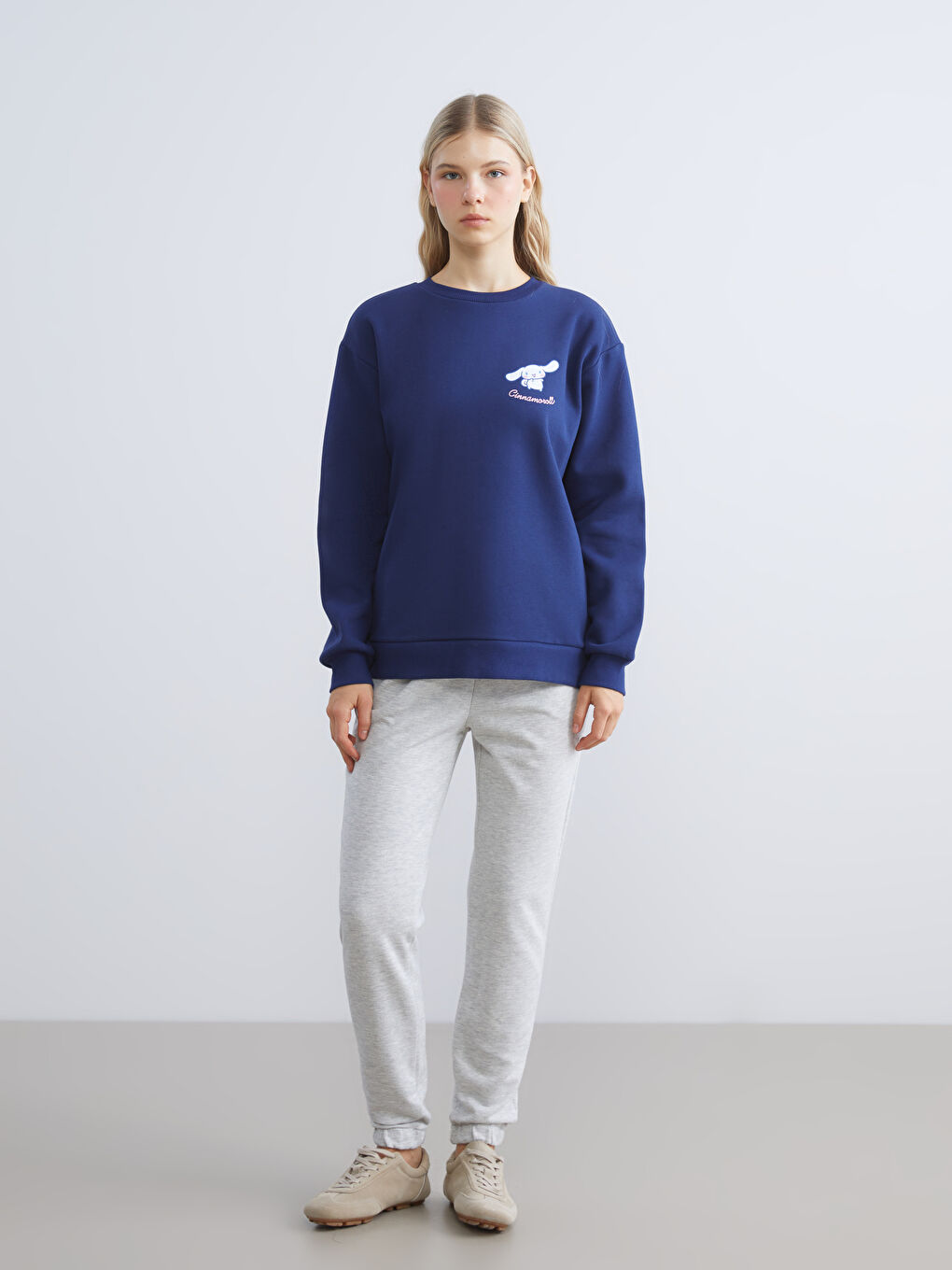 Lacivert Cinnamaroll Baskılı Oversize Kadın Kalın Sweatshirt-2