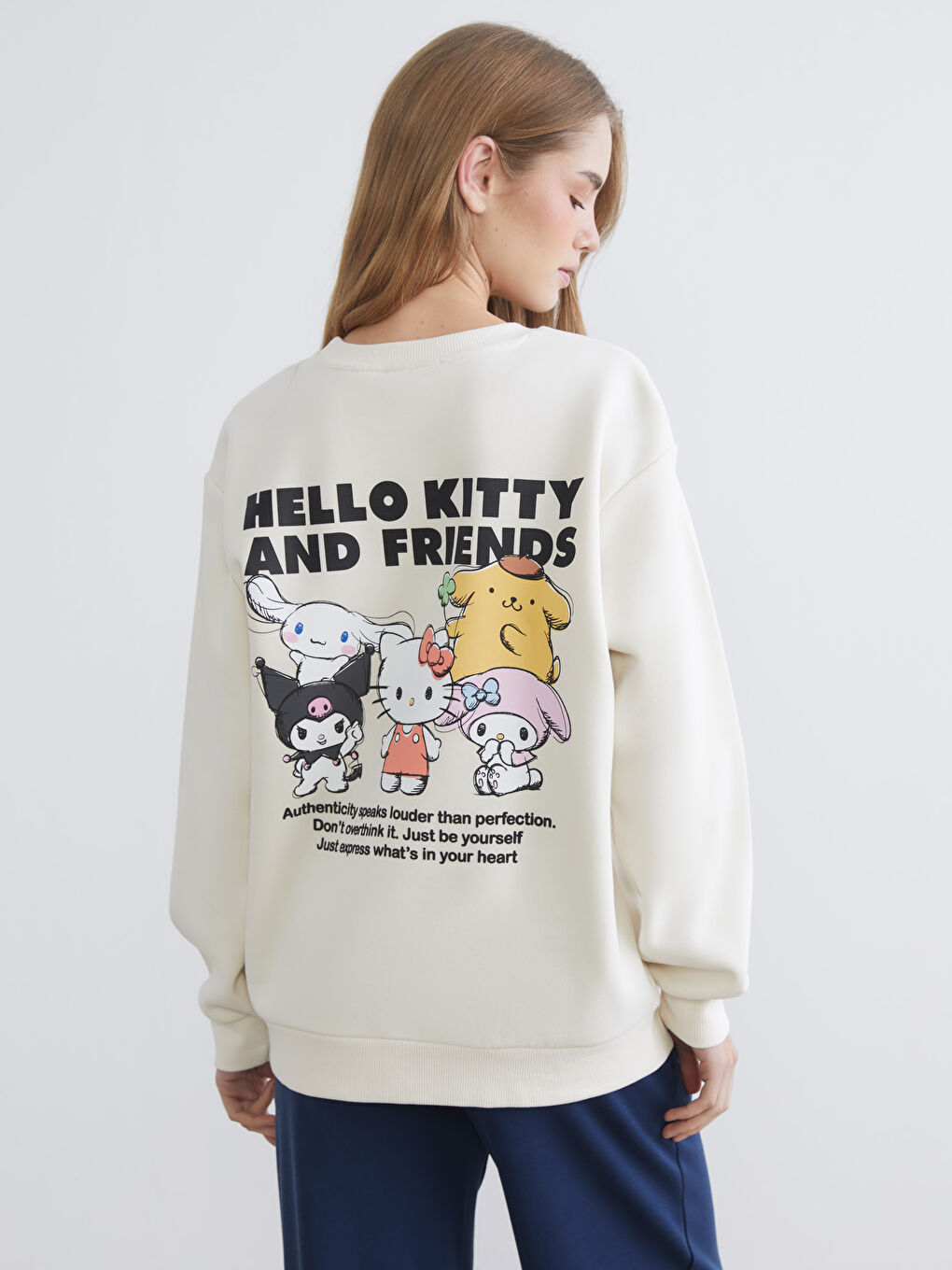 Bej Hello Kitty Baskılı Oversize Kadın Kalın Sweatshirt-1