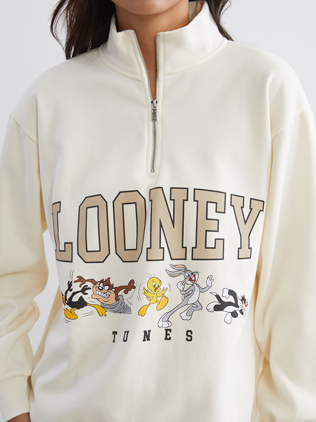 Bej Bugs Bunny Baskılı Oversize Kadın Kalın Sweatshirt-3