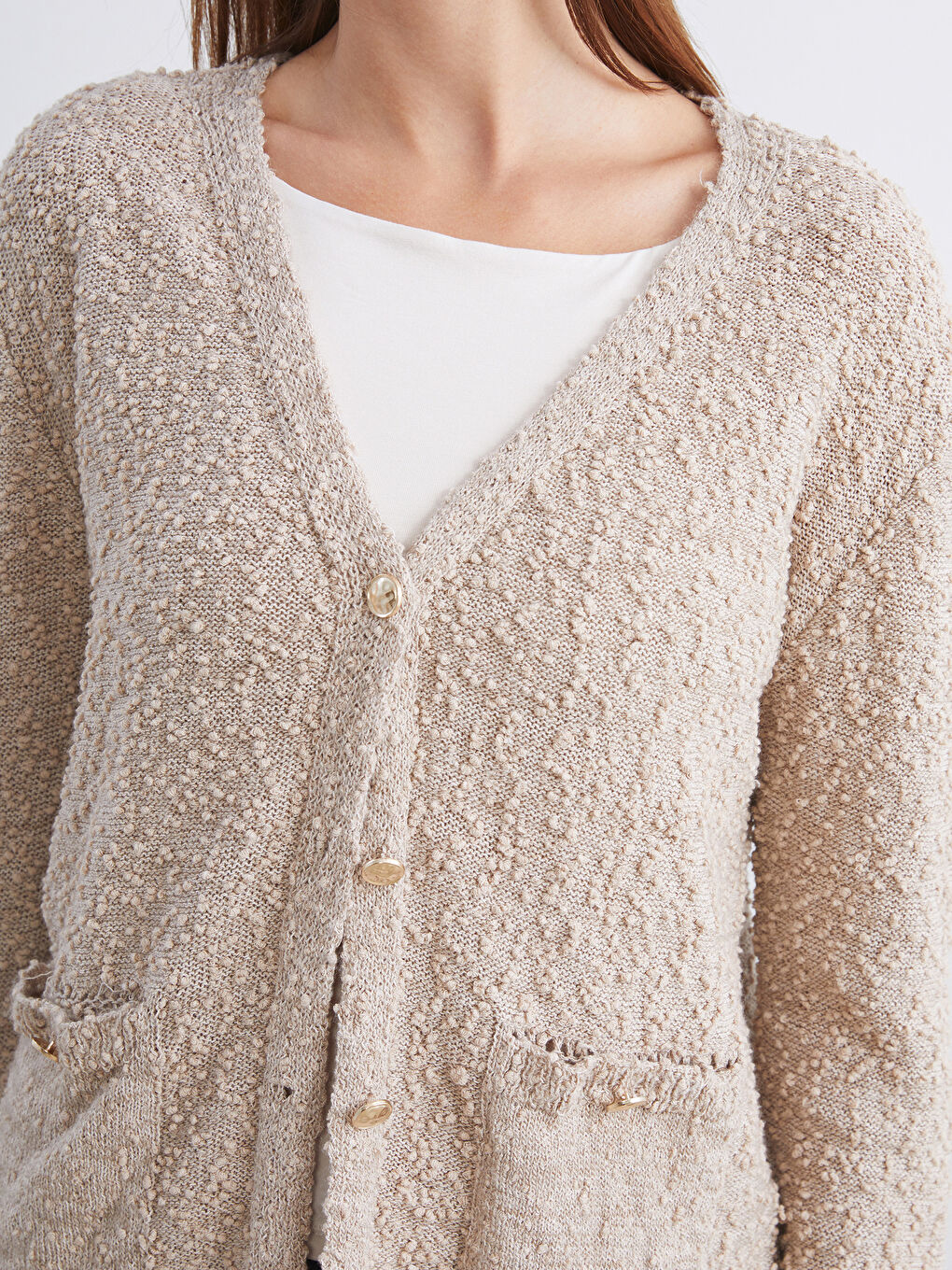 Bej V Yaka Dokulu Kadın Triko Hırka-2