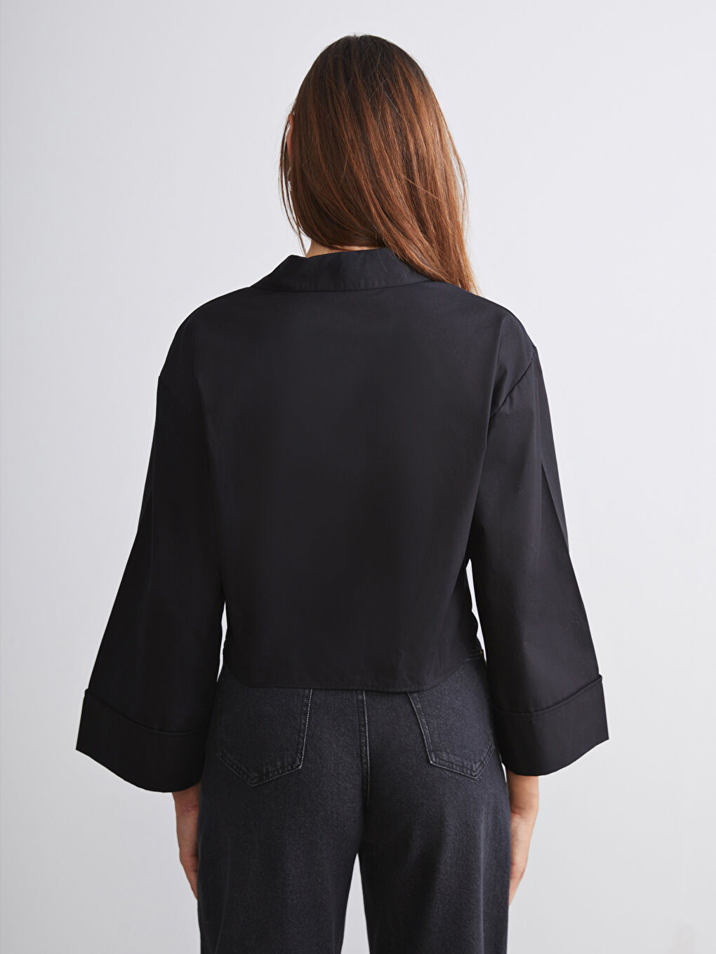 Siyah Bağlamalı Poplin Kadın Gömlek-3