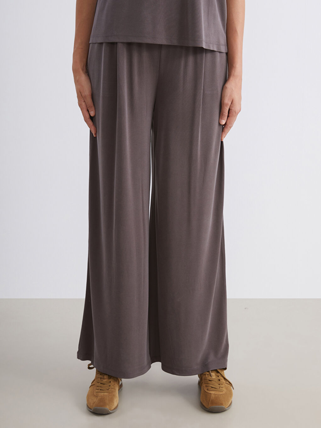 Kahverengi Beli Lastikli Modal Karışımlı Kadın Eşofman Altı-1