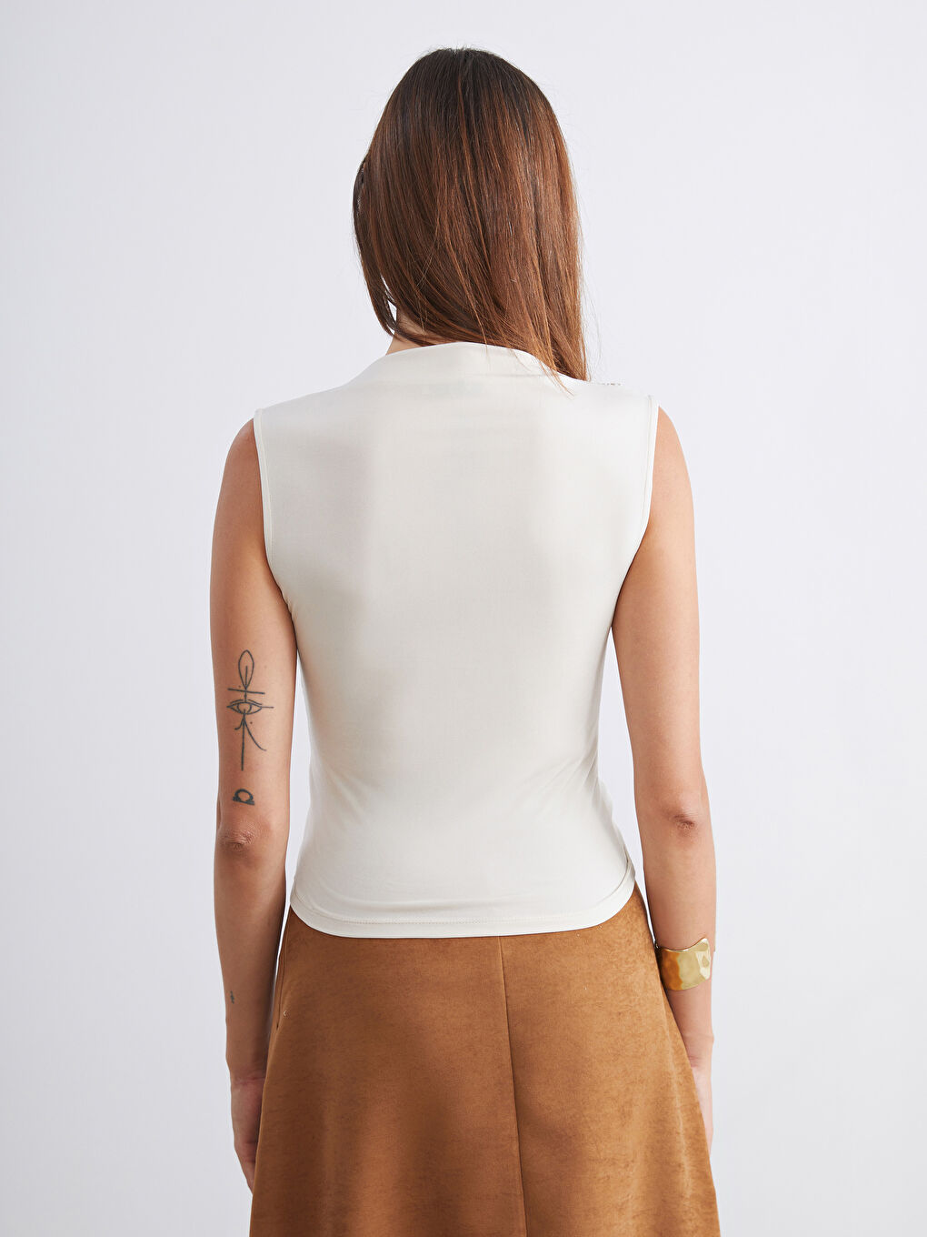 Bej Dik Yaka Büzgülü Bluz-3