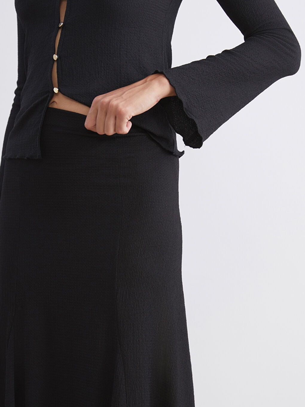 Siyah Beli Lastikli Dokulu Pileli Etek-2