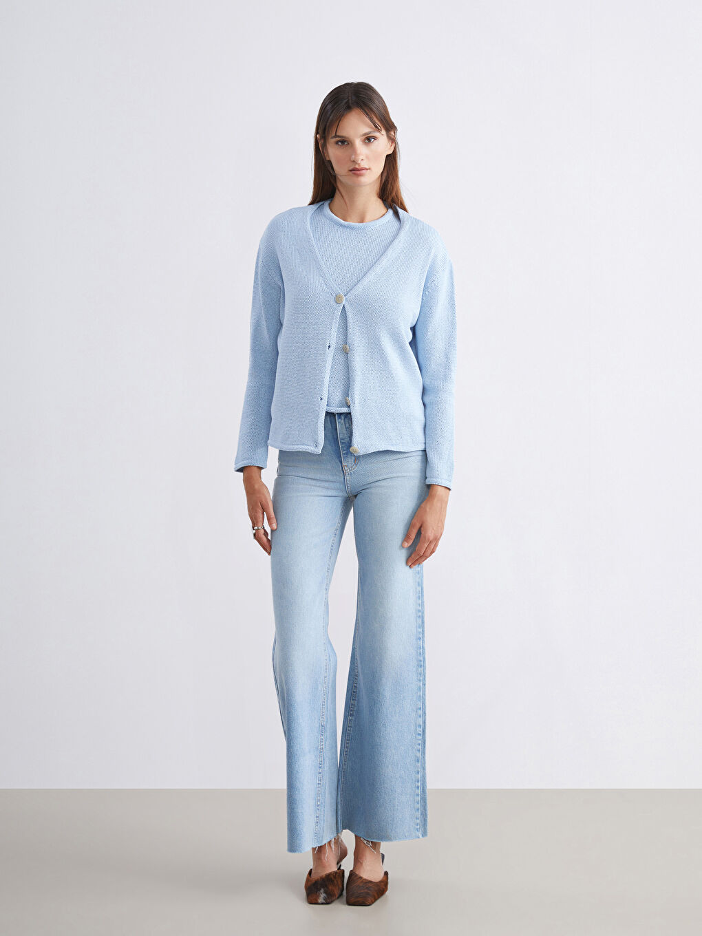 Mavi V Yaka Kadın Triko Hırka-1