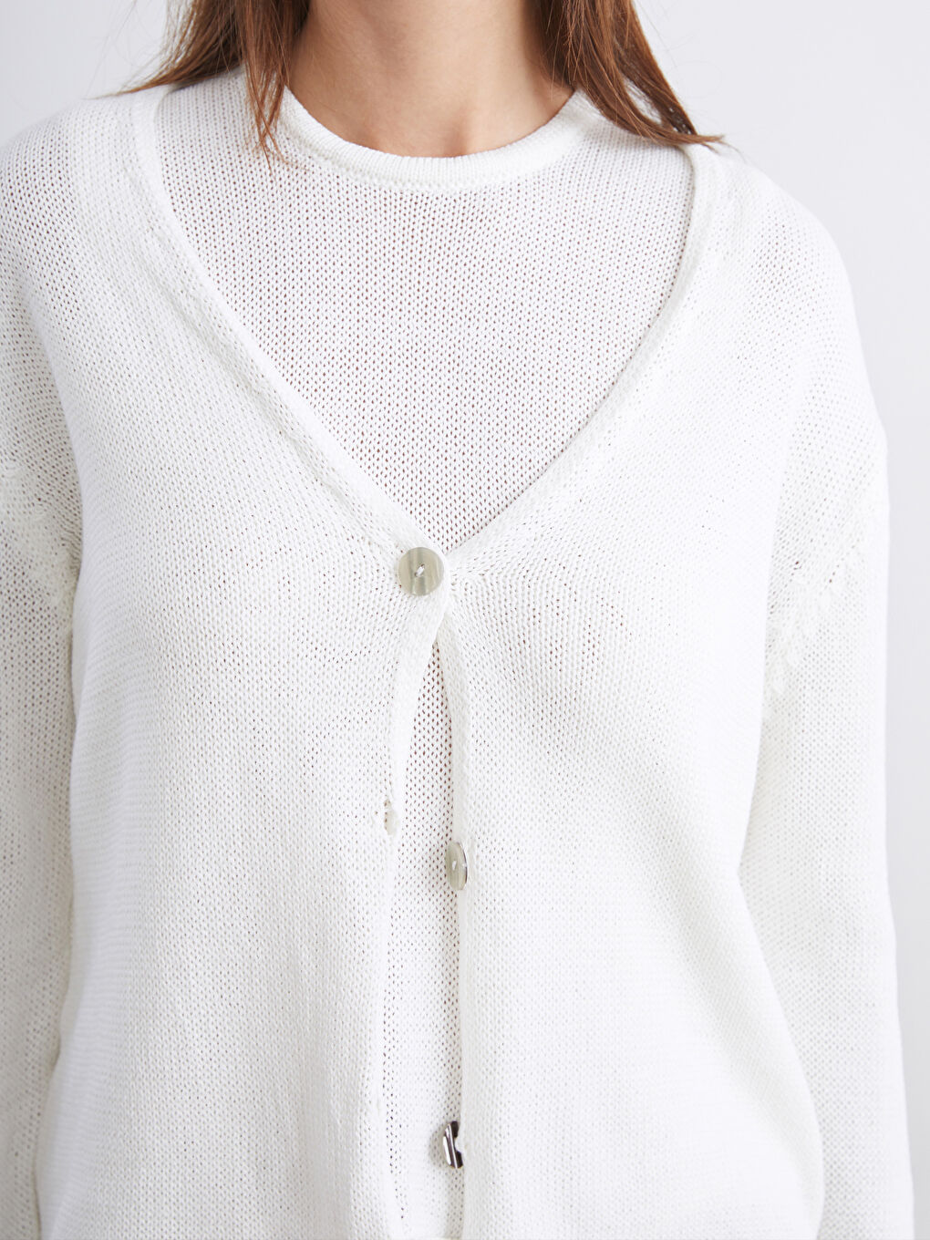 Ekru V Yaka Kadın Triko Hırka-2