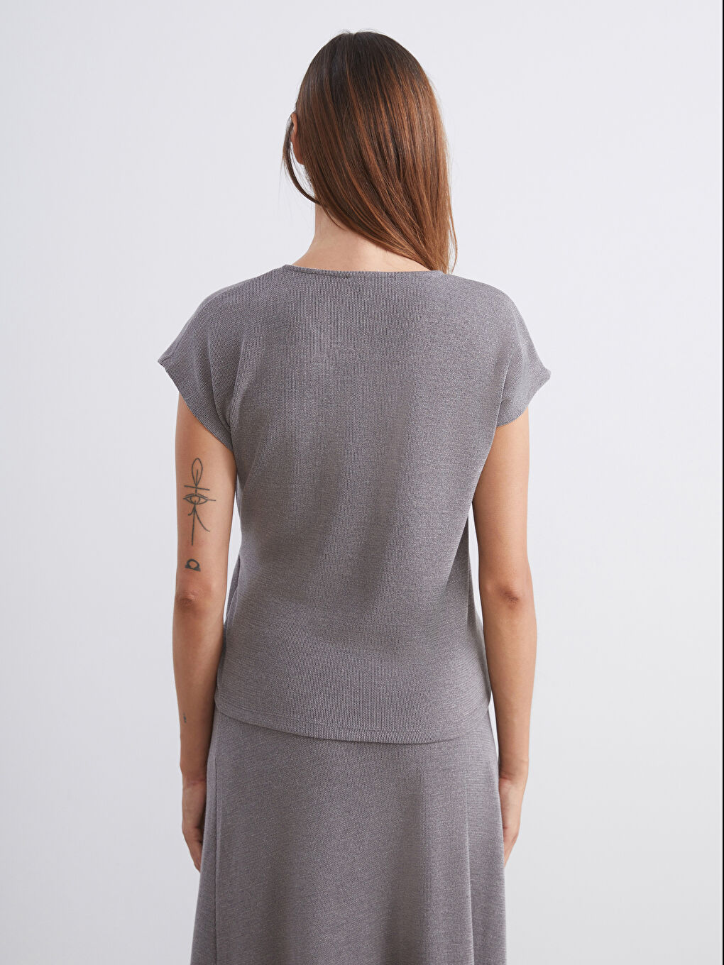 Gri Bisiklet Yaka Büzgülü Bluz-3