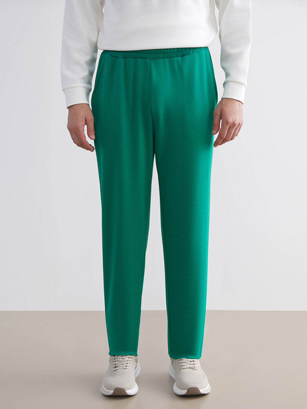 Standard Fit Men's Sweatpants-1