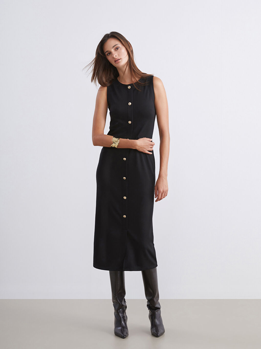 Siyah Bisiklet Yaka Kolsuz Elbise