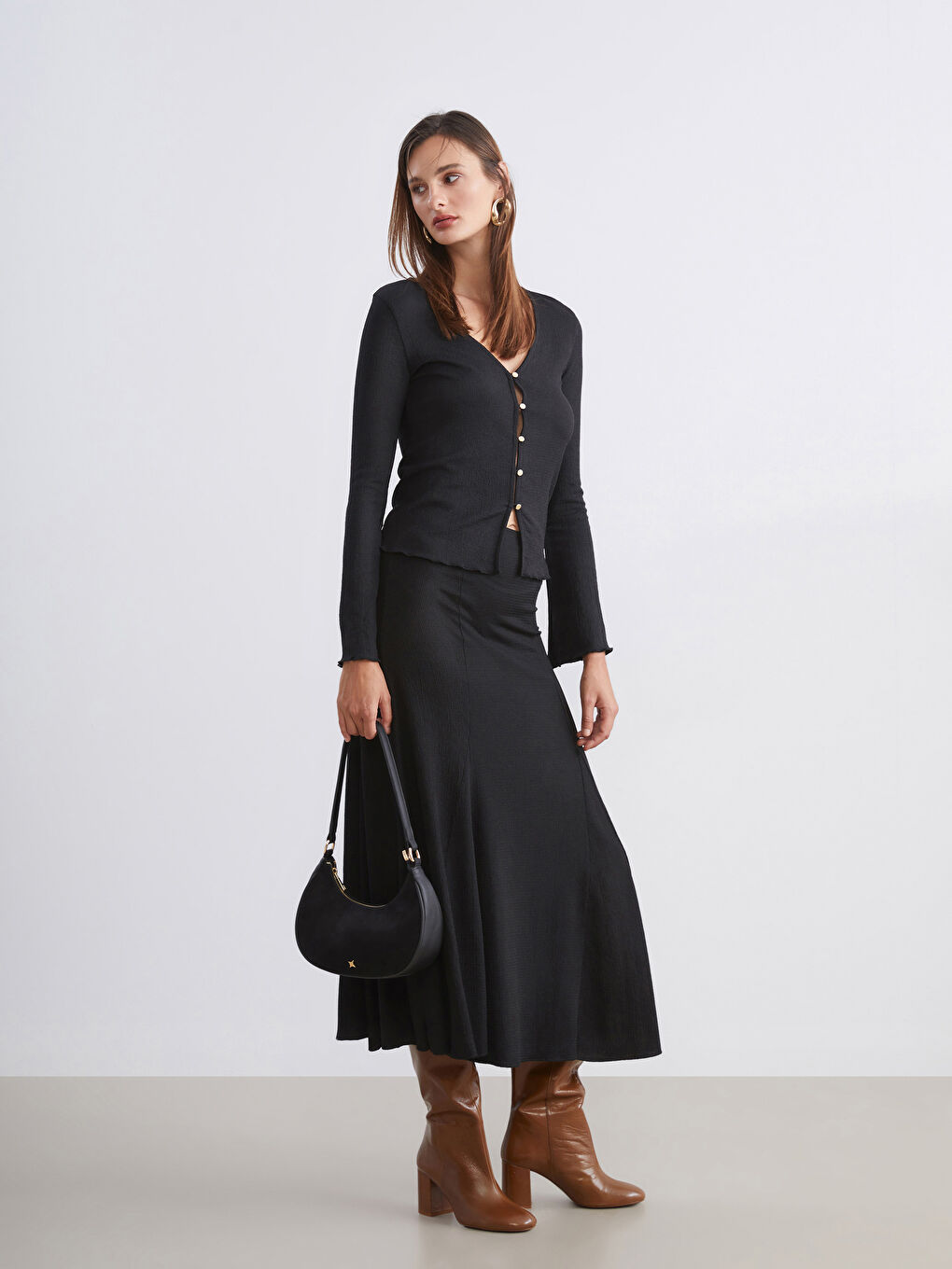 Siyah Süet Görünümlü Kadın Kol Çantası-1