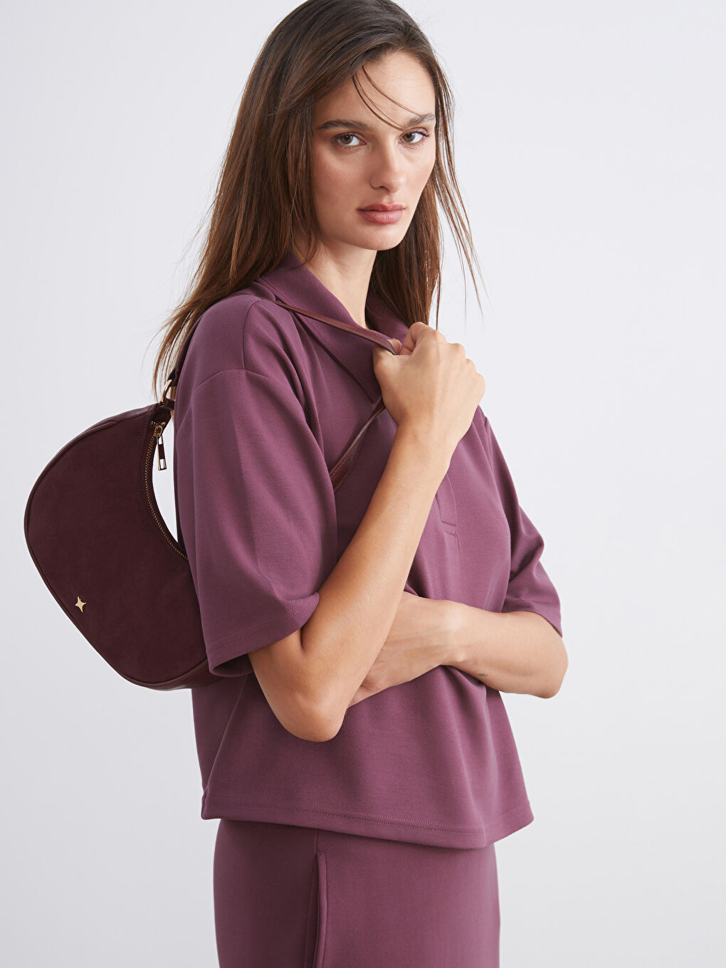 Bordo Süet Görünümlü Kadın Kol Çantası