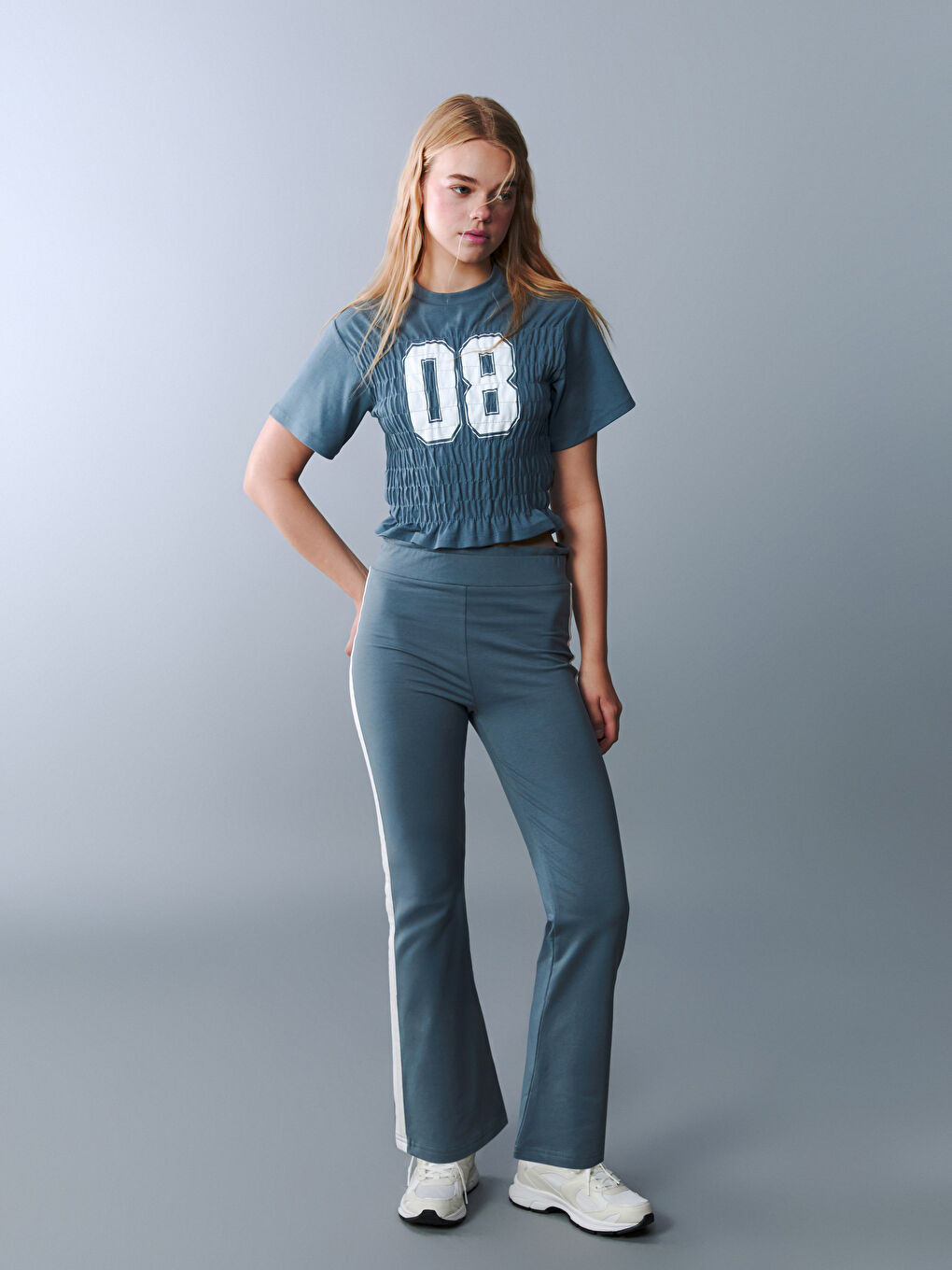 Mavi Bisiklet Yaka Genç Kız Tişört-1