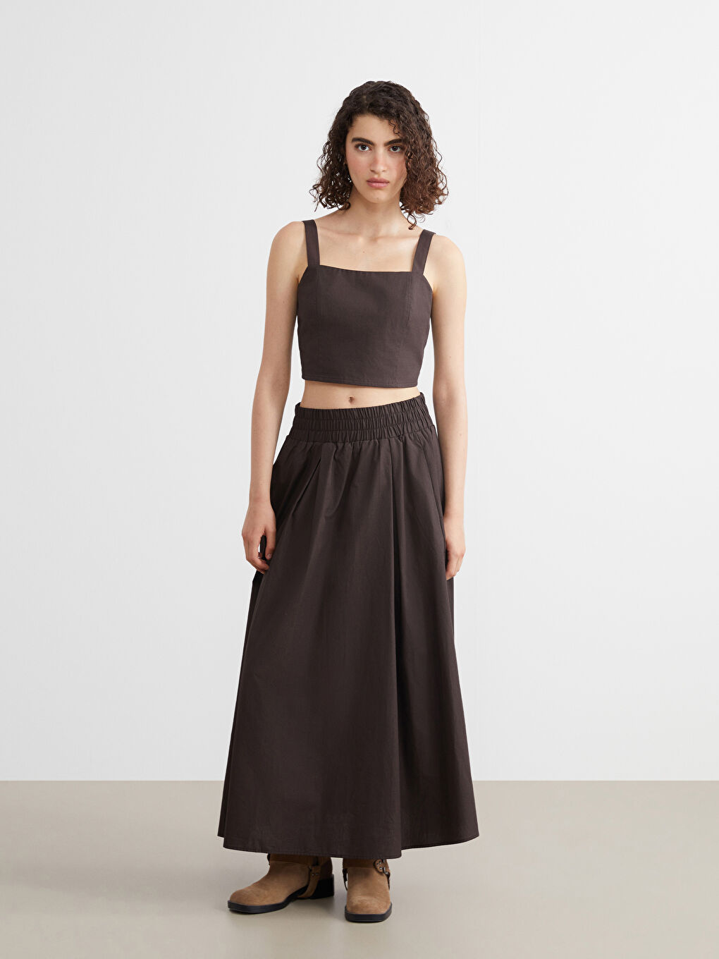 Kahverengi Kare Yaka Askılı Crop-1