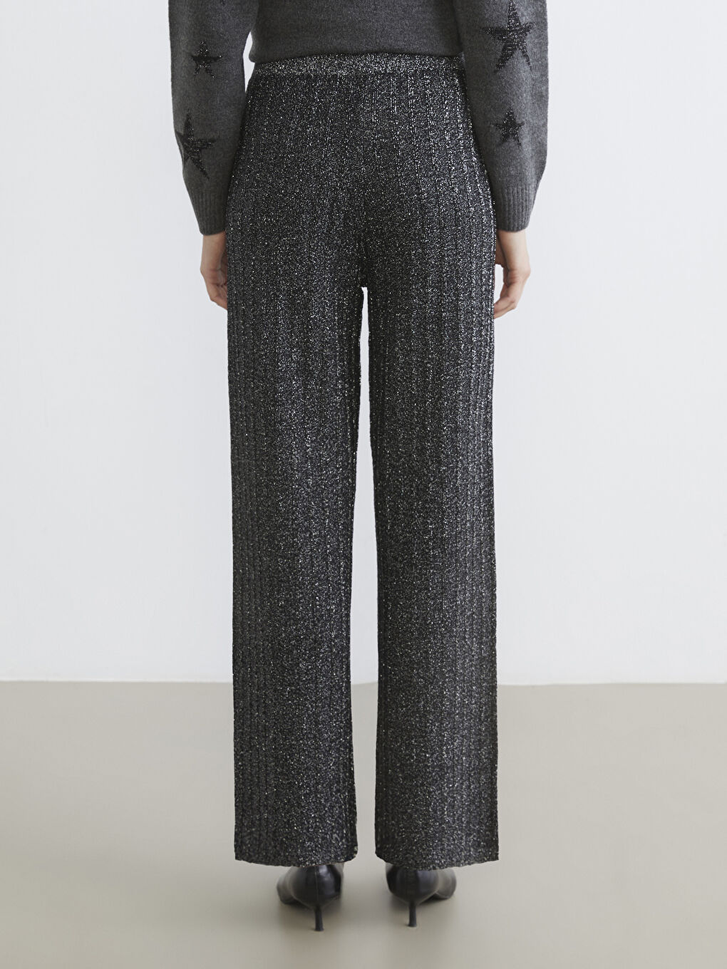 Siyah Beli Lastikli Parlak Görünümlü Kadın Triko Pantolon-3