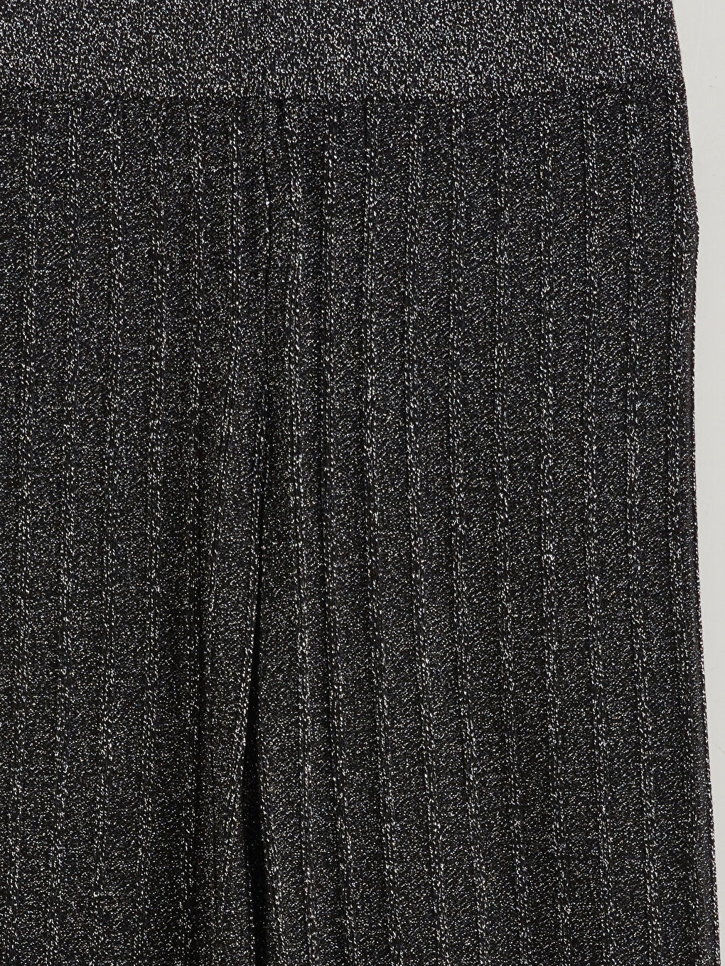 Siyah Beli Lastikli Parlak Görünümlü Kadın Triko Pantolon-5