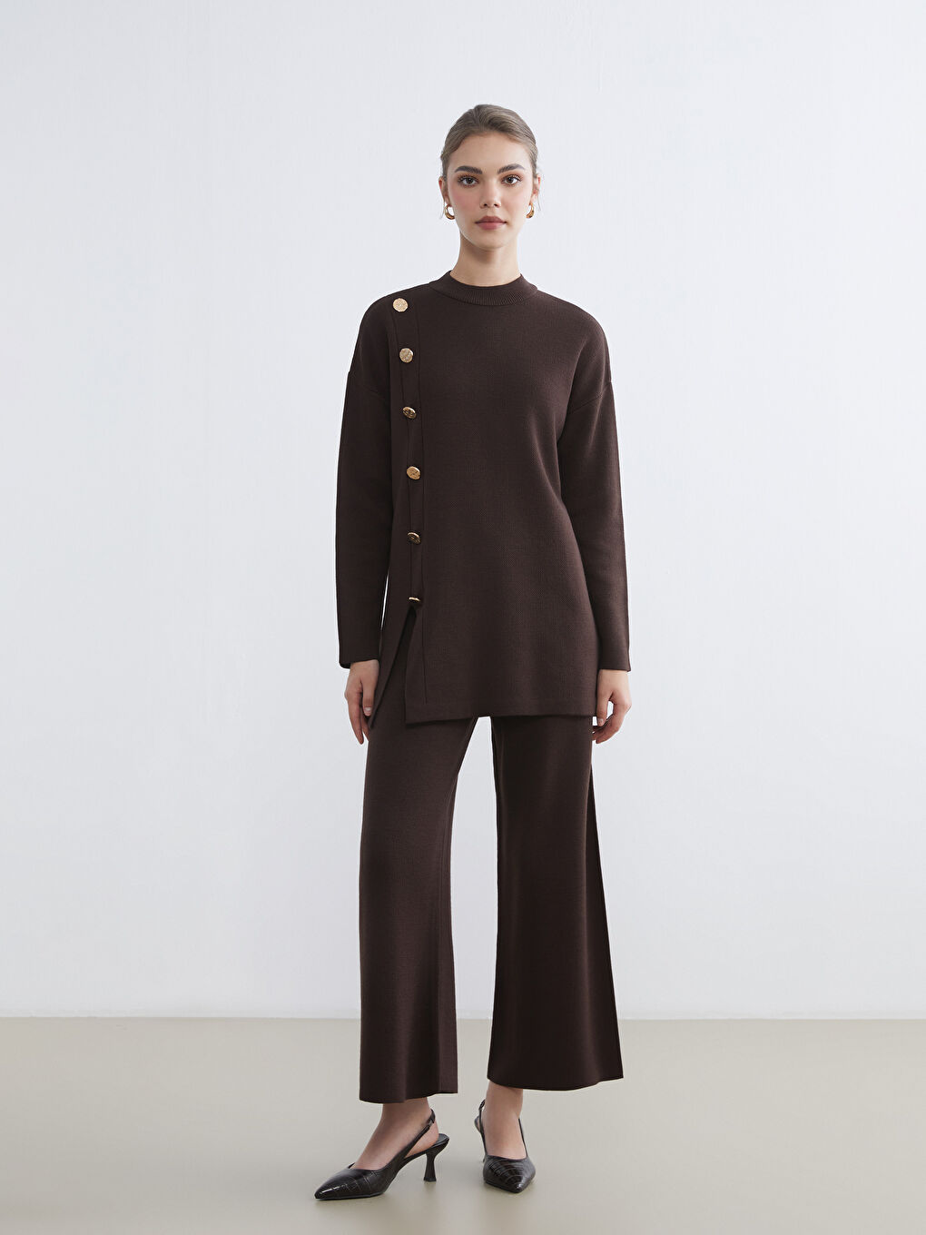 Kahverengi Bisiklet Yaka Kadın Triko Tunik-1