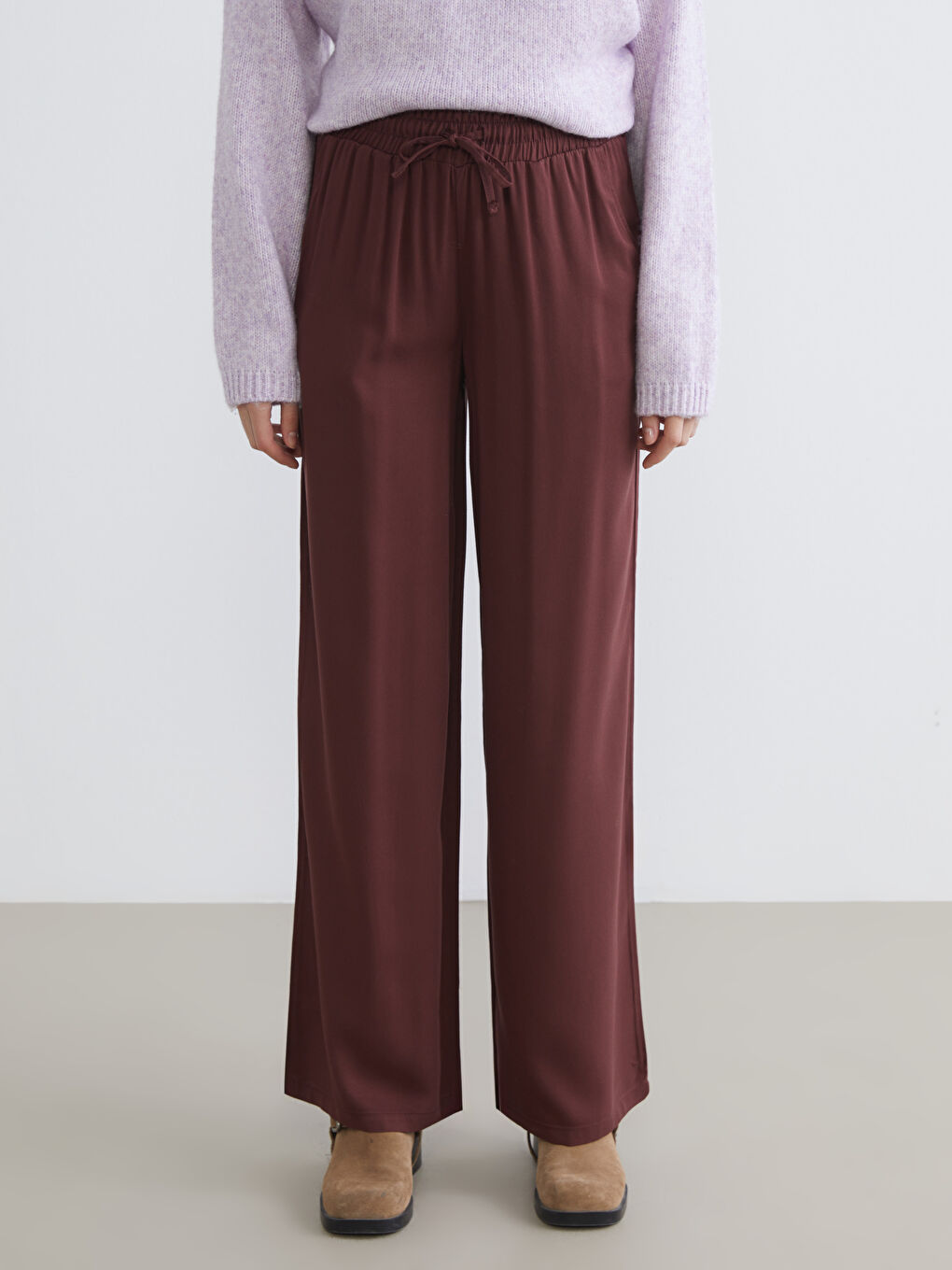 Bordo Beli Lastikli Geniş Paça Kadın Pantolon-1