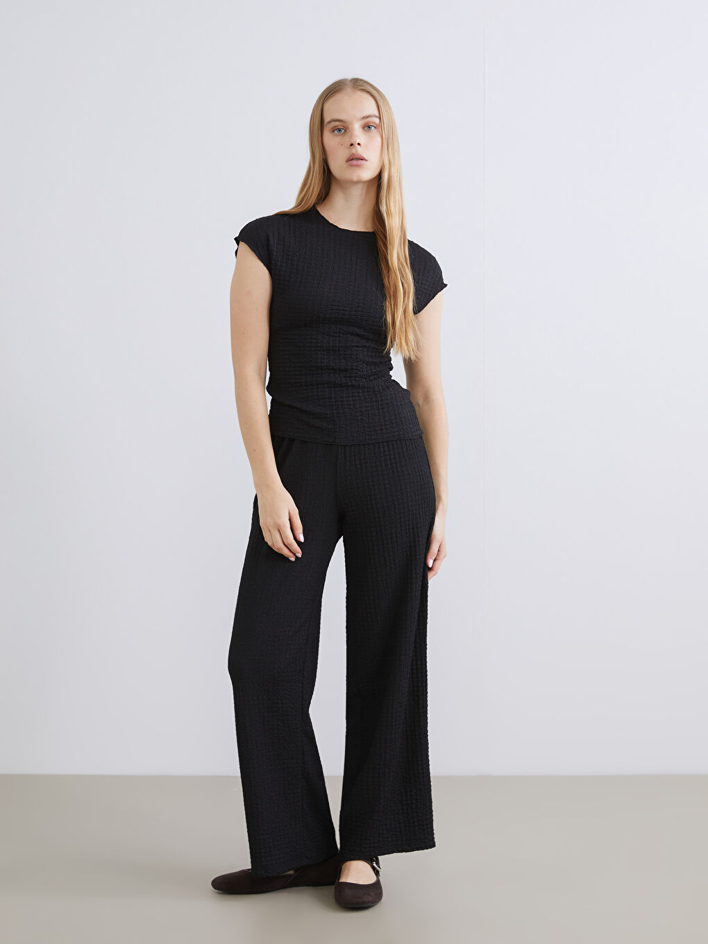 Crew Neck Textured Women's Body-1
