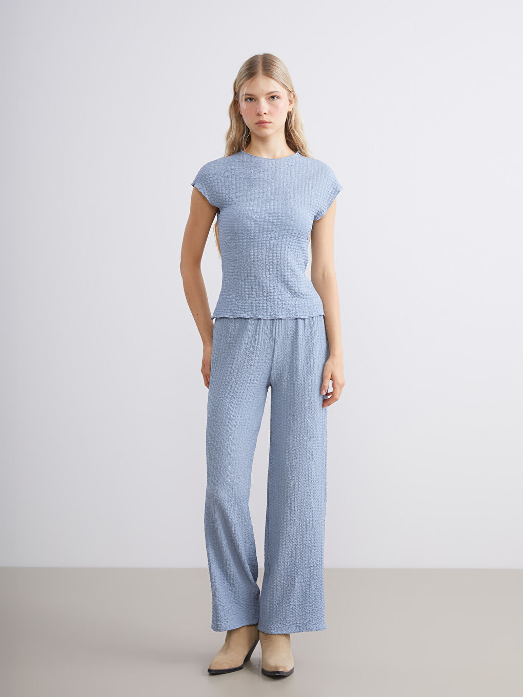 İndigo Bisiklet Yaka Dokulu Kadın Body-1