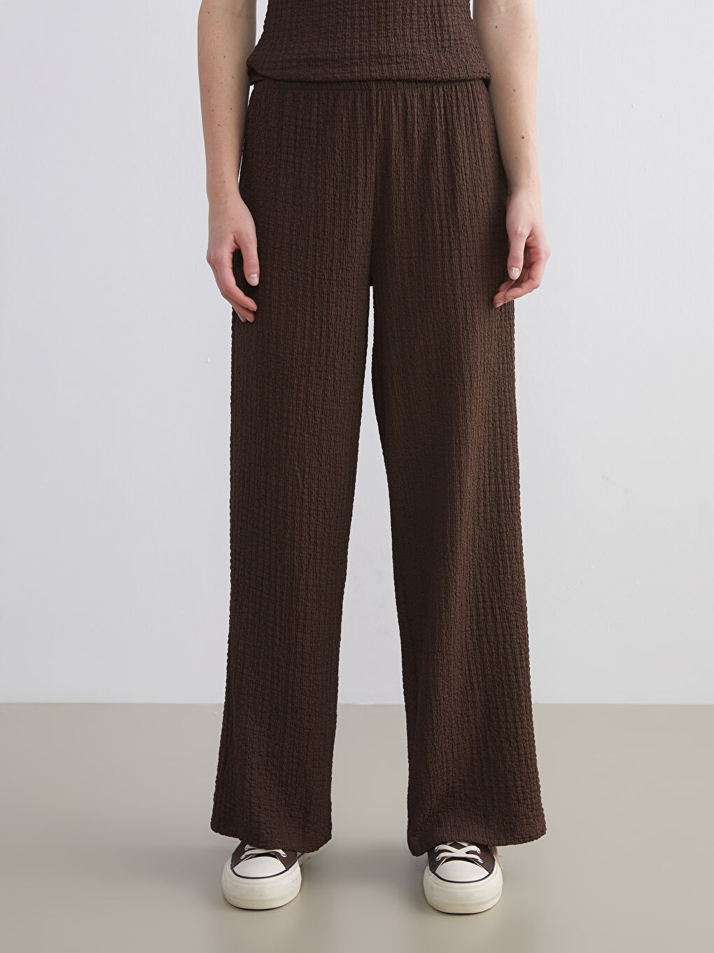 Elasticated Waist Textured Women's Trousers-1