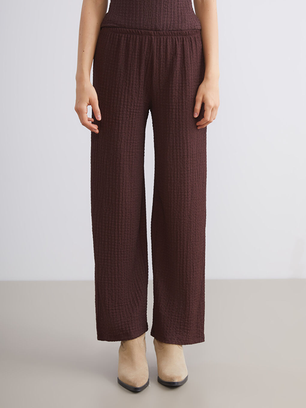 Elasticated Waist Textured Women's Trousers-2