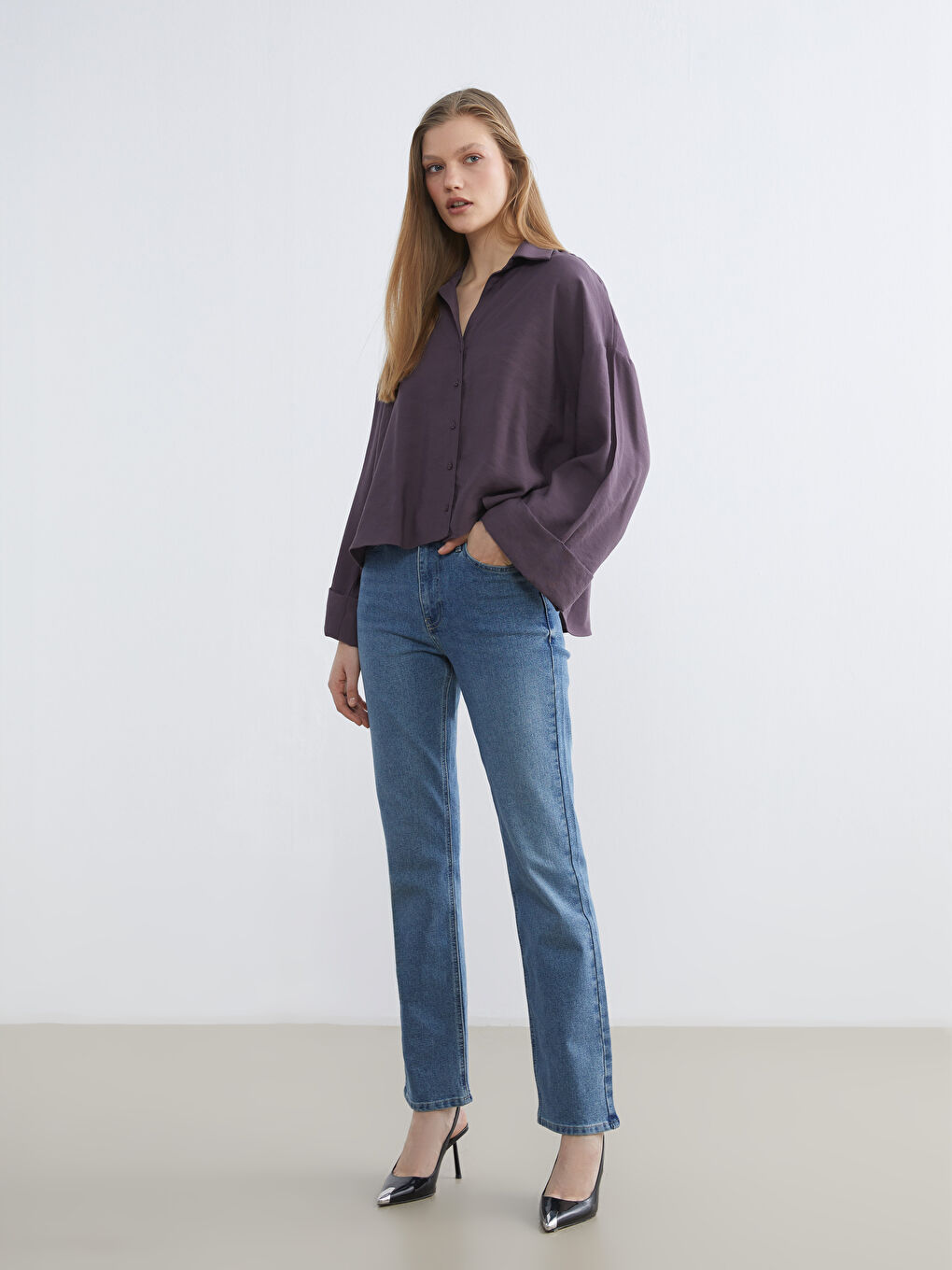 İndigo Straight Fit Kadın Jean Pantolon