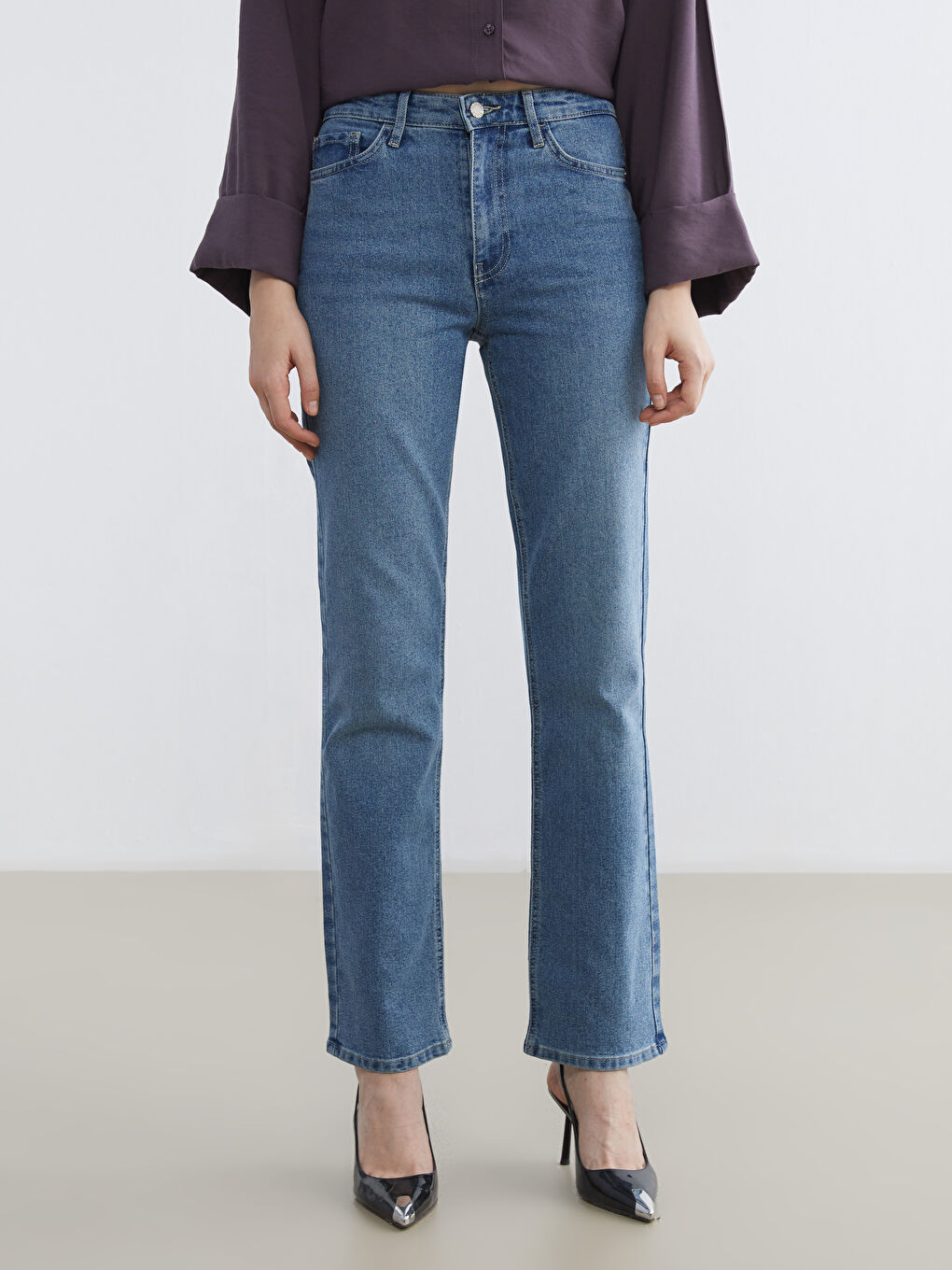 İndigo Straight Fit Kadın Jean Pantolon-1