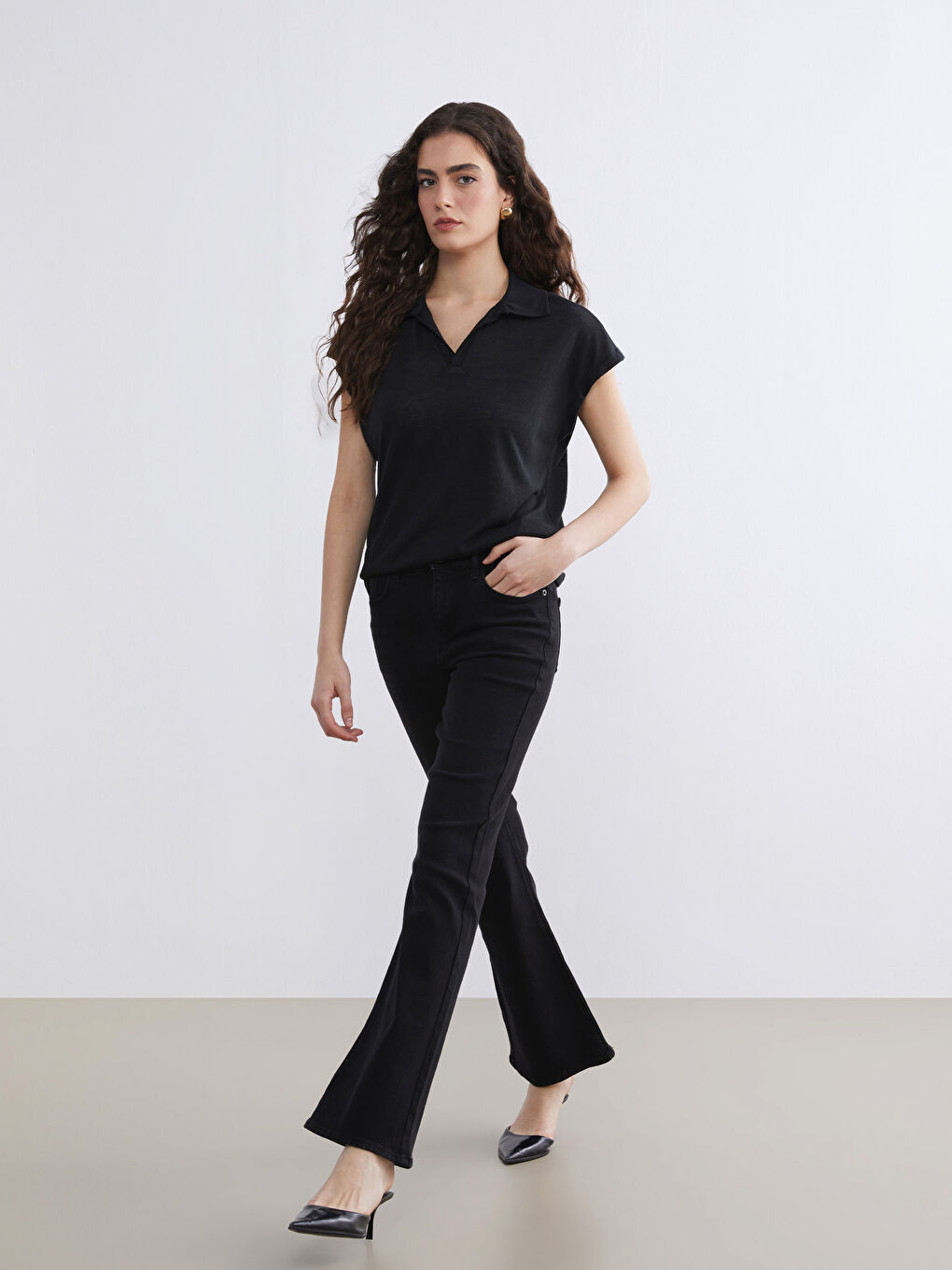 Siyah Flare Kadın Jean Pantolon