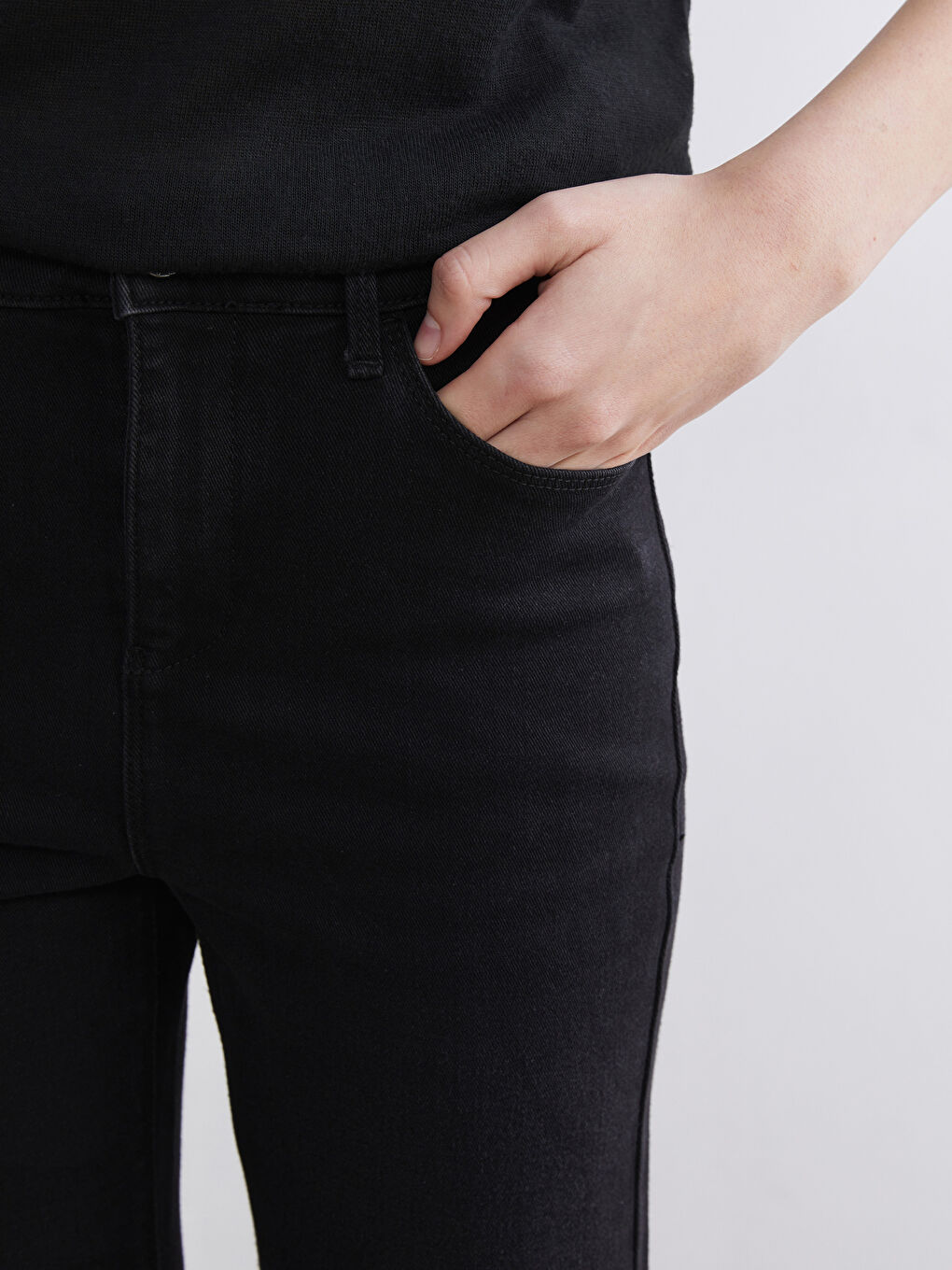 Siyah Flare Kadın Jean Pantolon-2