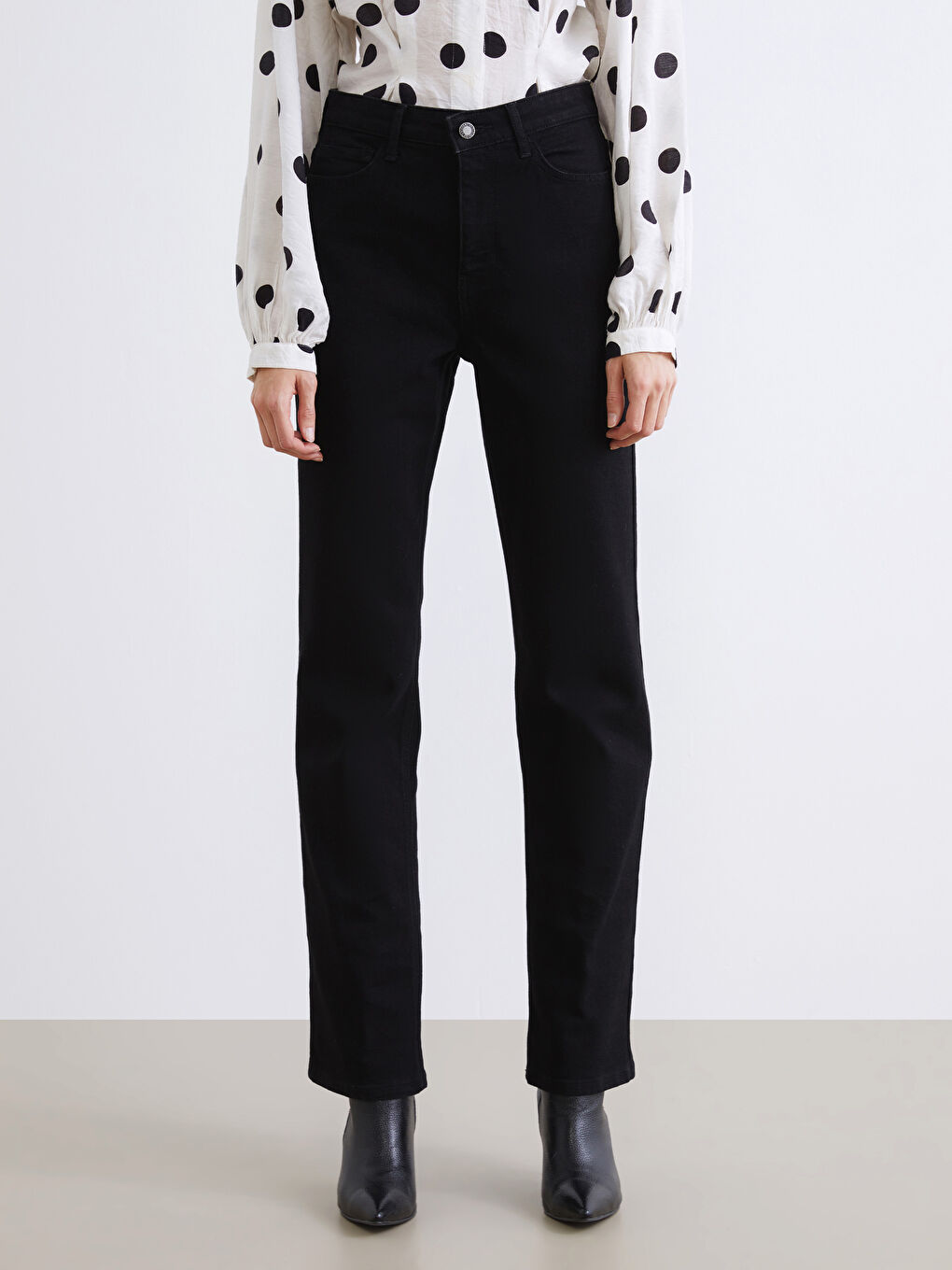 Siyah Straight Fit Kadın Jean Pantolon-1