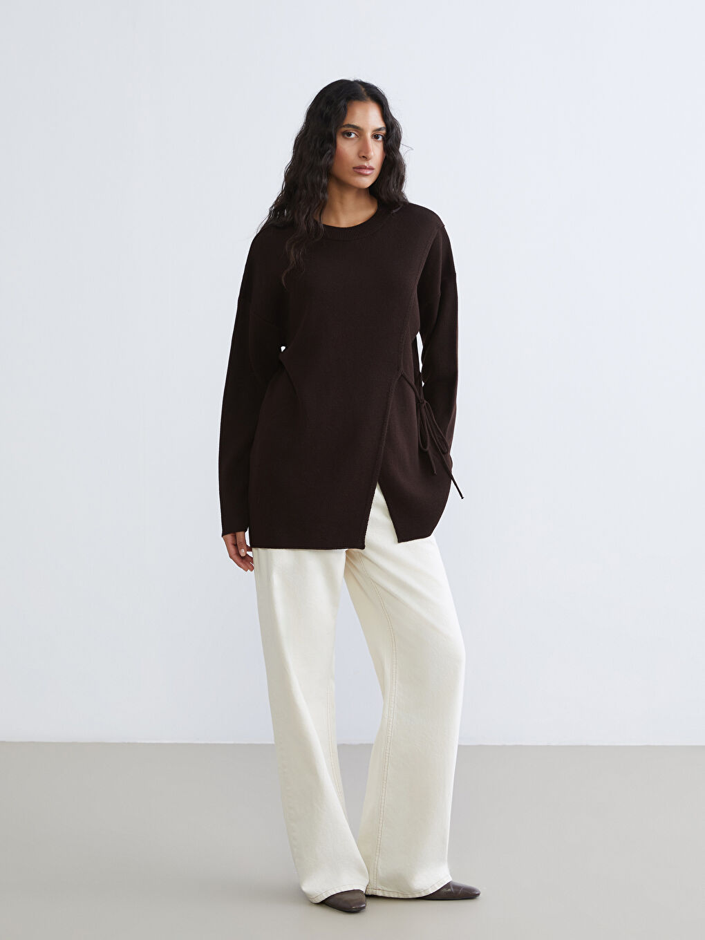 Kahverengi Bisiklet Yaka Bağlama Detaylı Kadın Triko Tunik-1