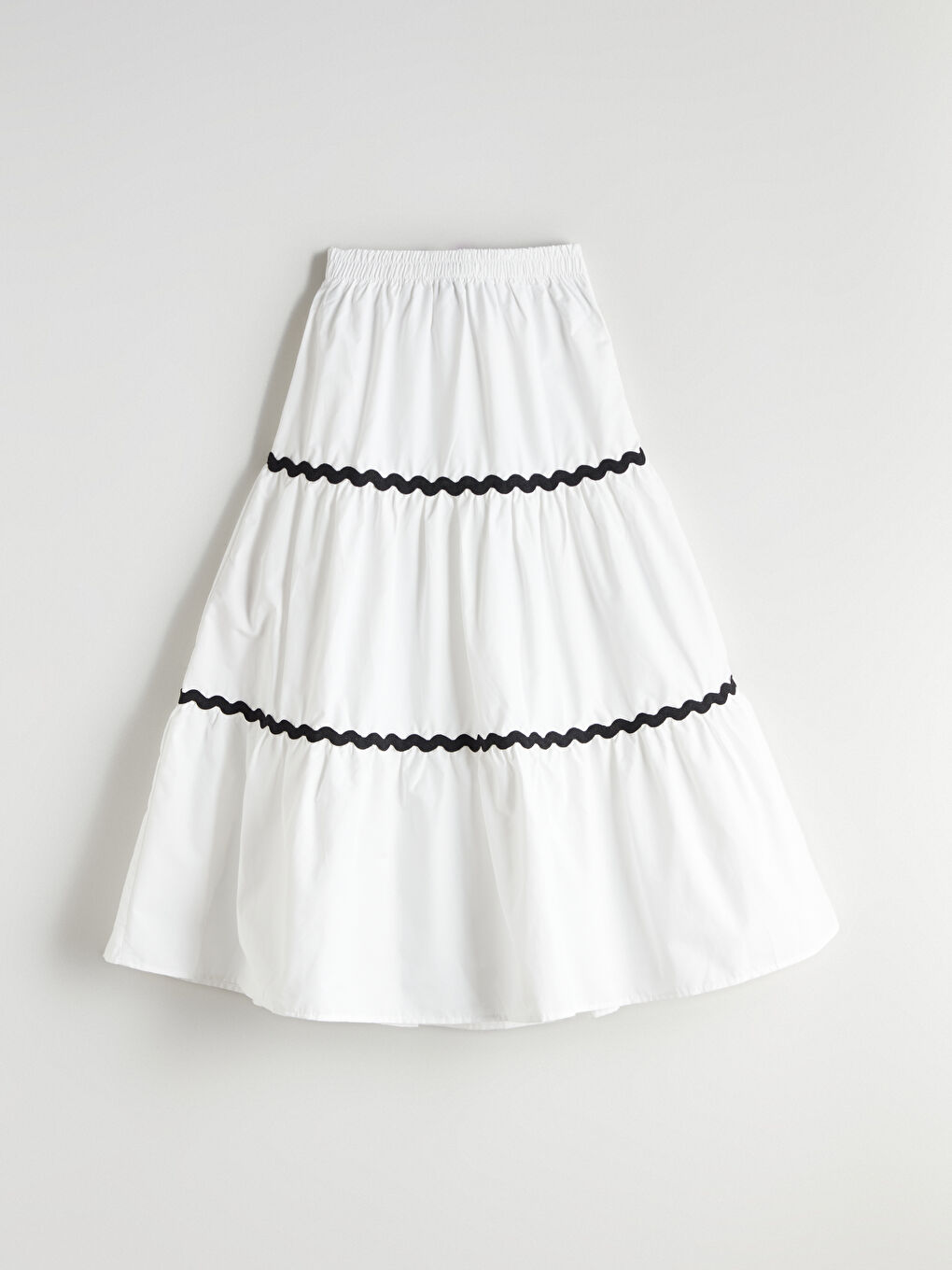 جيبة بطبقات بخصر مرن للبنات