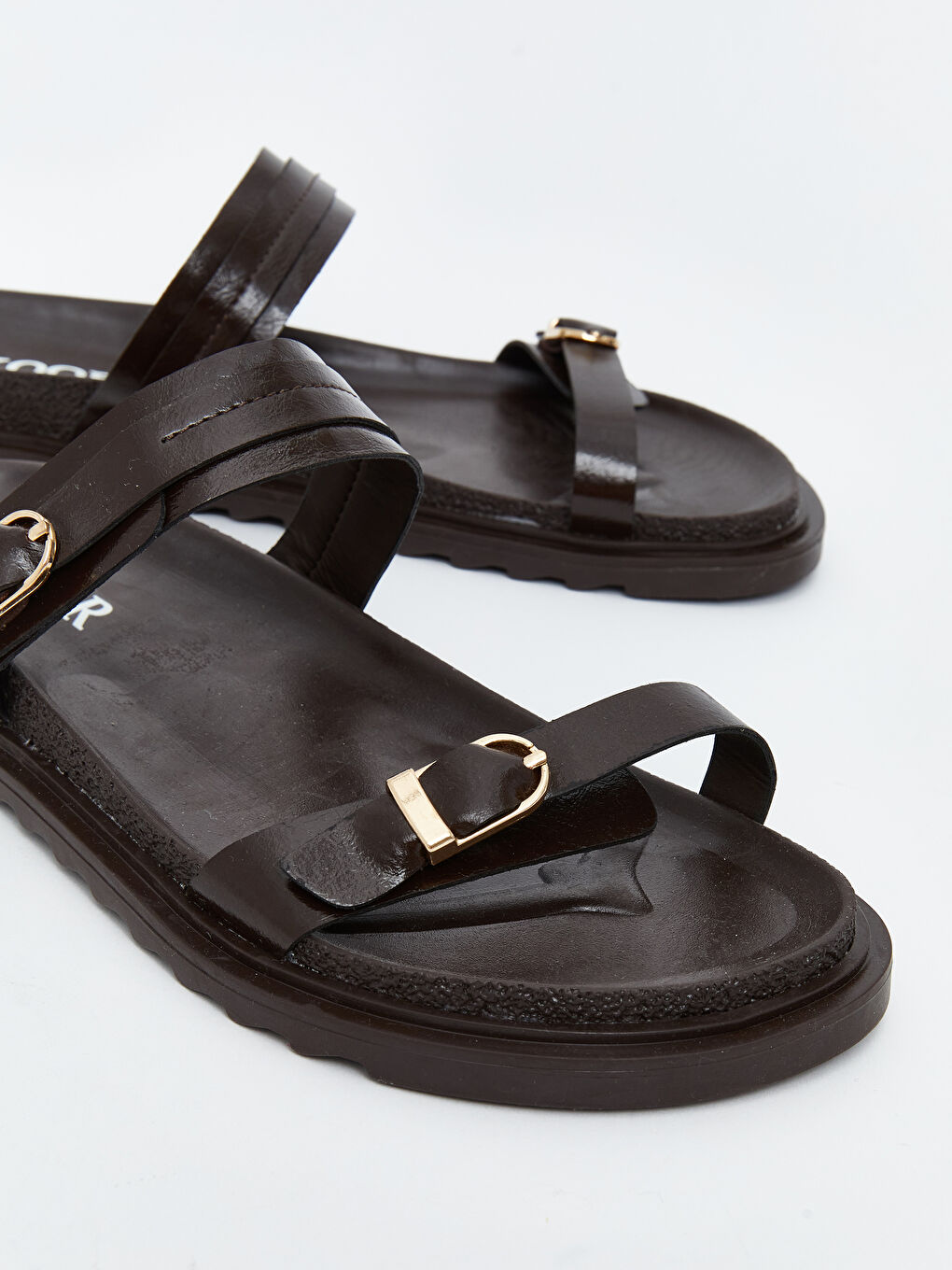 Kahverengi Deri Görünümlü Kadın Terlik-2