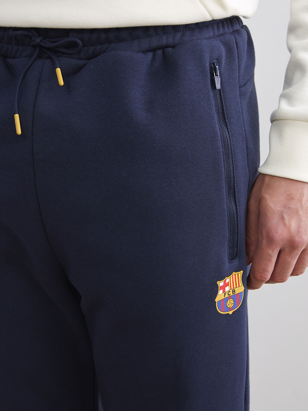 Man NAVY Jogger Sweatpants-2