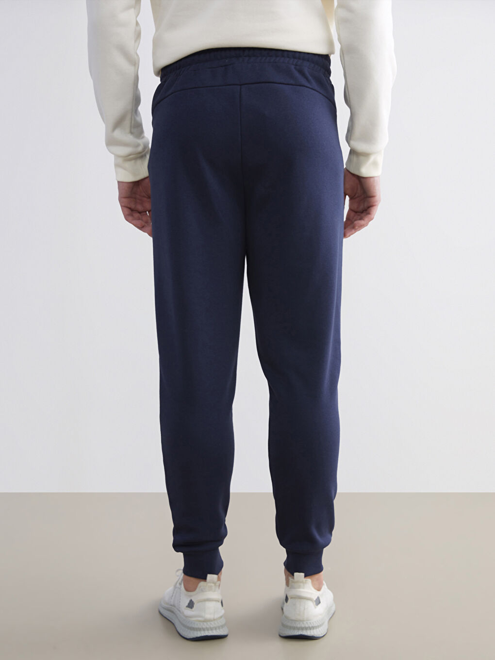 Man NAVY Jogger Sweatpants-3