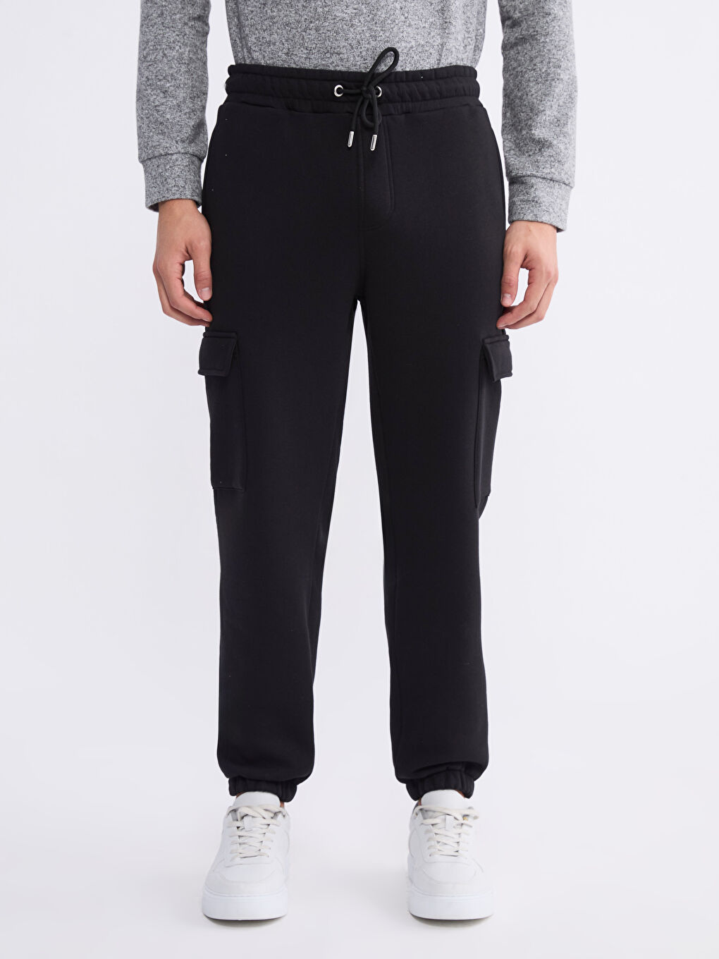 Siyah Standart Kalıp Erkek Jogger Eşofman Altı-1