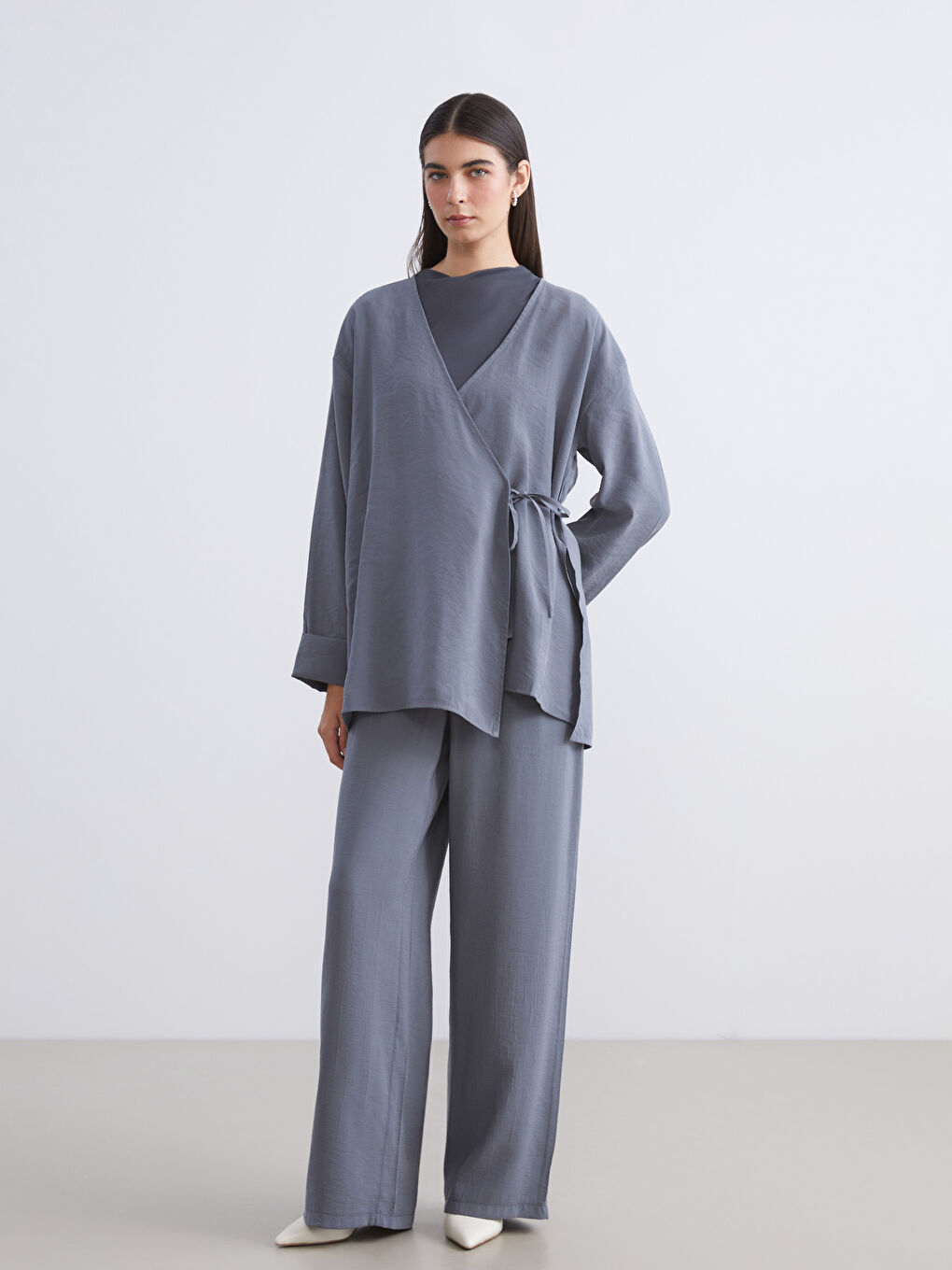 Gri Kruvaze Yaka Kadın Kimono-3