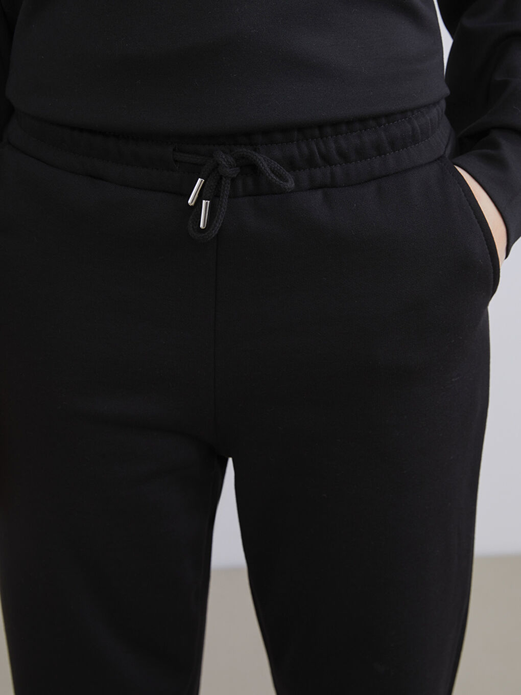 Siyah Beli Lastikli Kadın Kalın Eşofman Altı-2