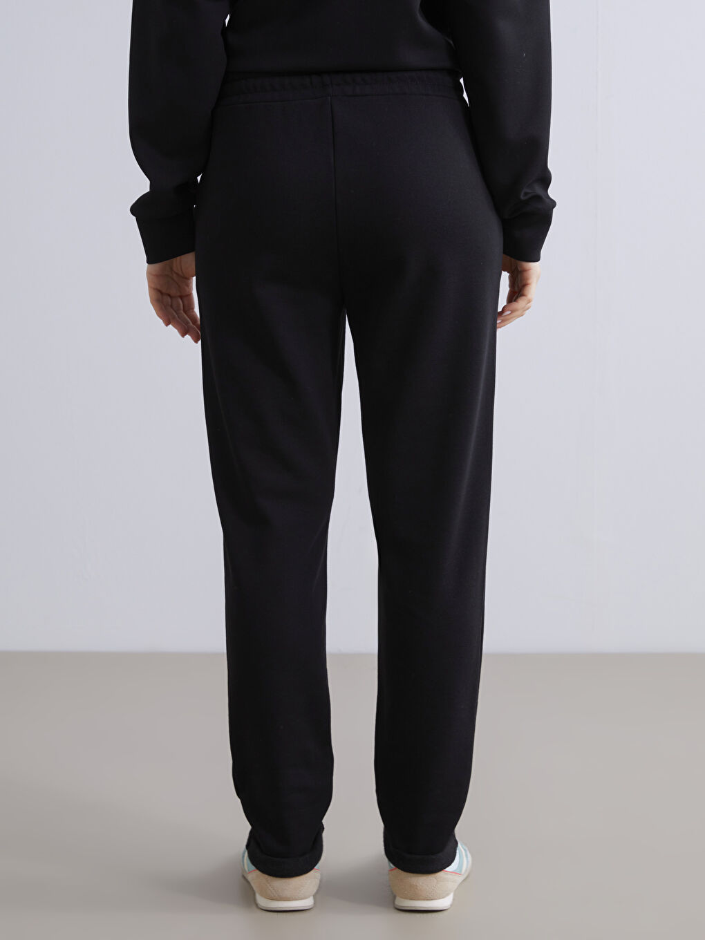 Siyah Beli Lastikli Kadın Kalın Eşofman Altı-3