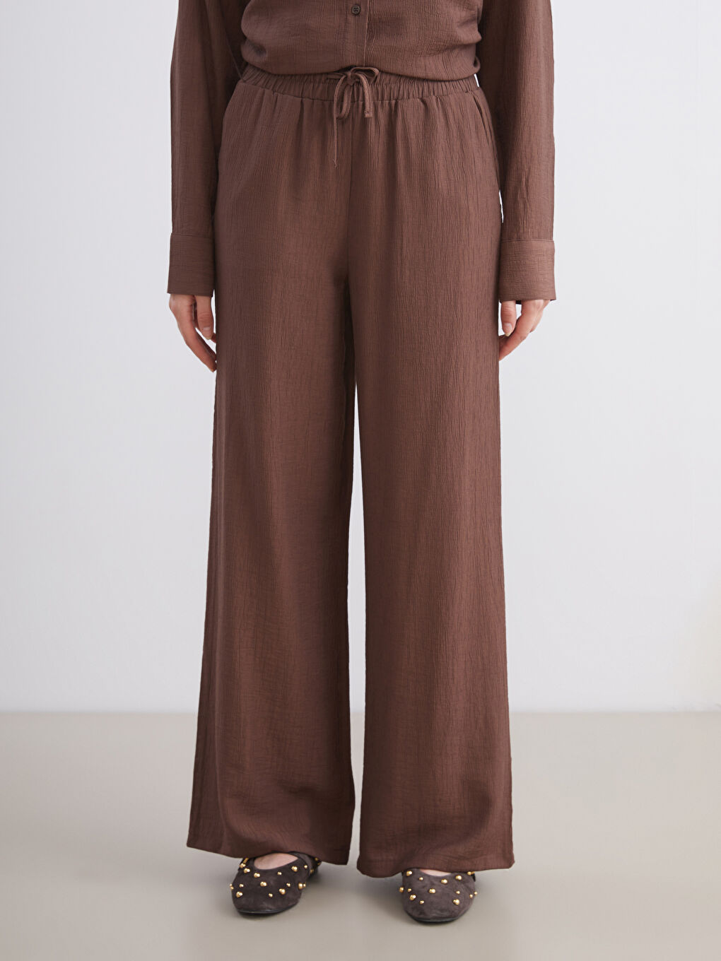 Elasticated Waist Textured Wide Leg Women's Trousers-1