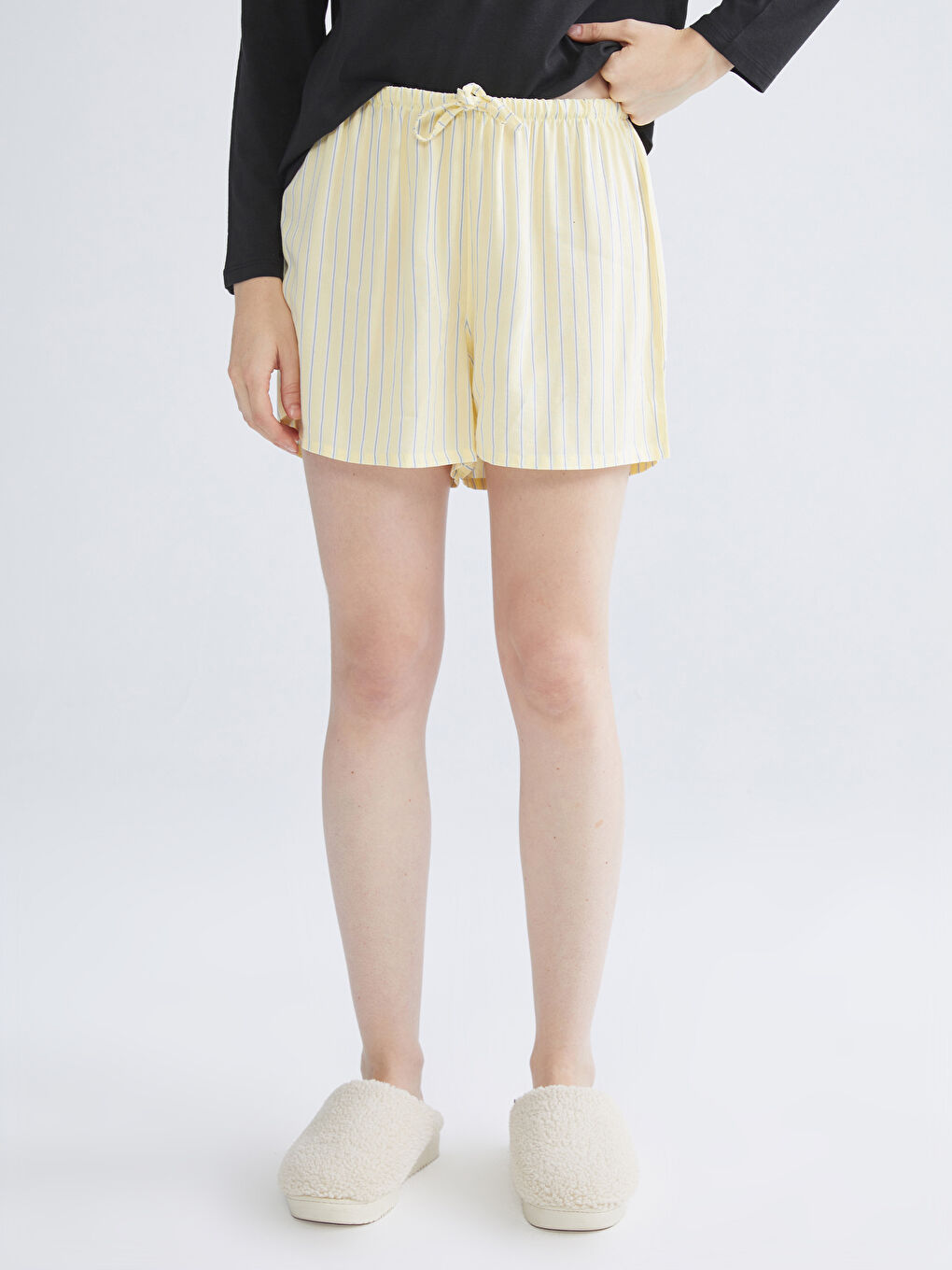 Sarı Beli Lastikli Çizgili Kadın Şort Pijama Altı-1